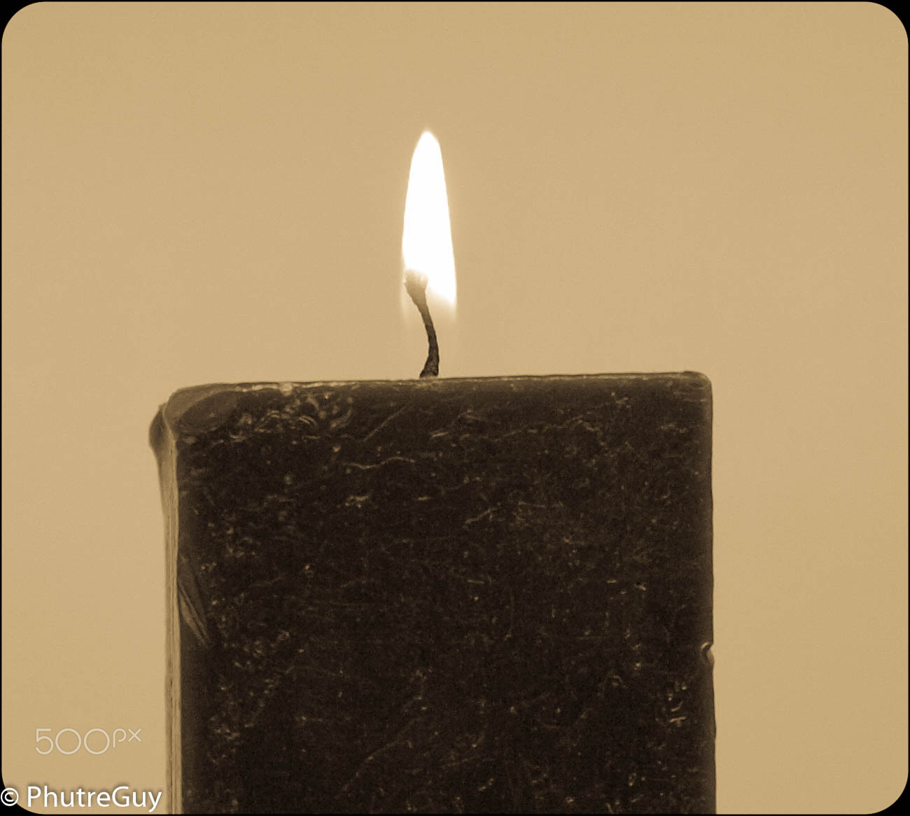 Olympus Zuiko Digital ED 40-150mm F4.0-5.6 sample photo. Candle photography