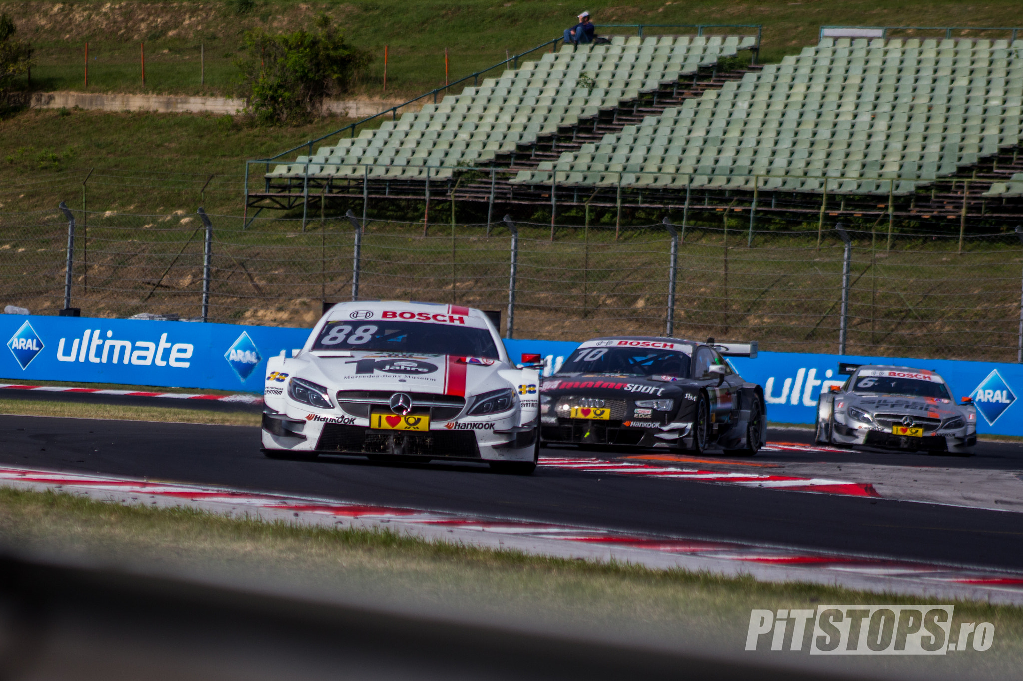 Canon EF 75-300mm f/4-5.6 USM sample photo. Dtm hungaroring - rosenqvist was merc top dog photography