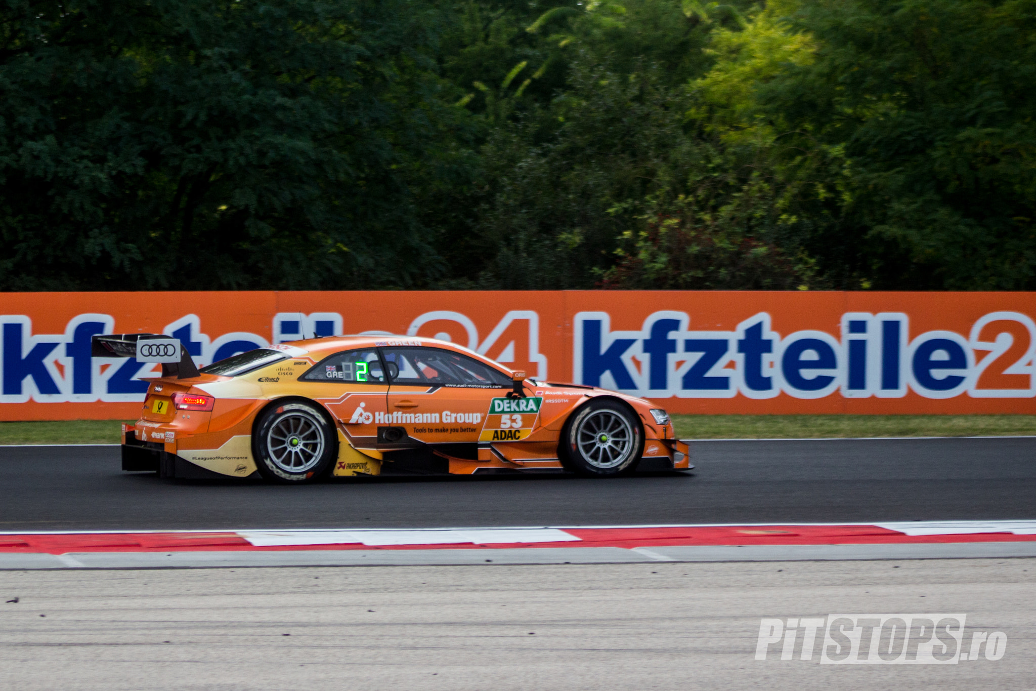 Canon EF 75-300mm f/4-5.6 USM sample photo. Dtm hungaroring - orange car on orange background photography