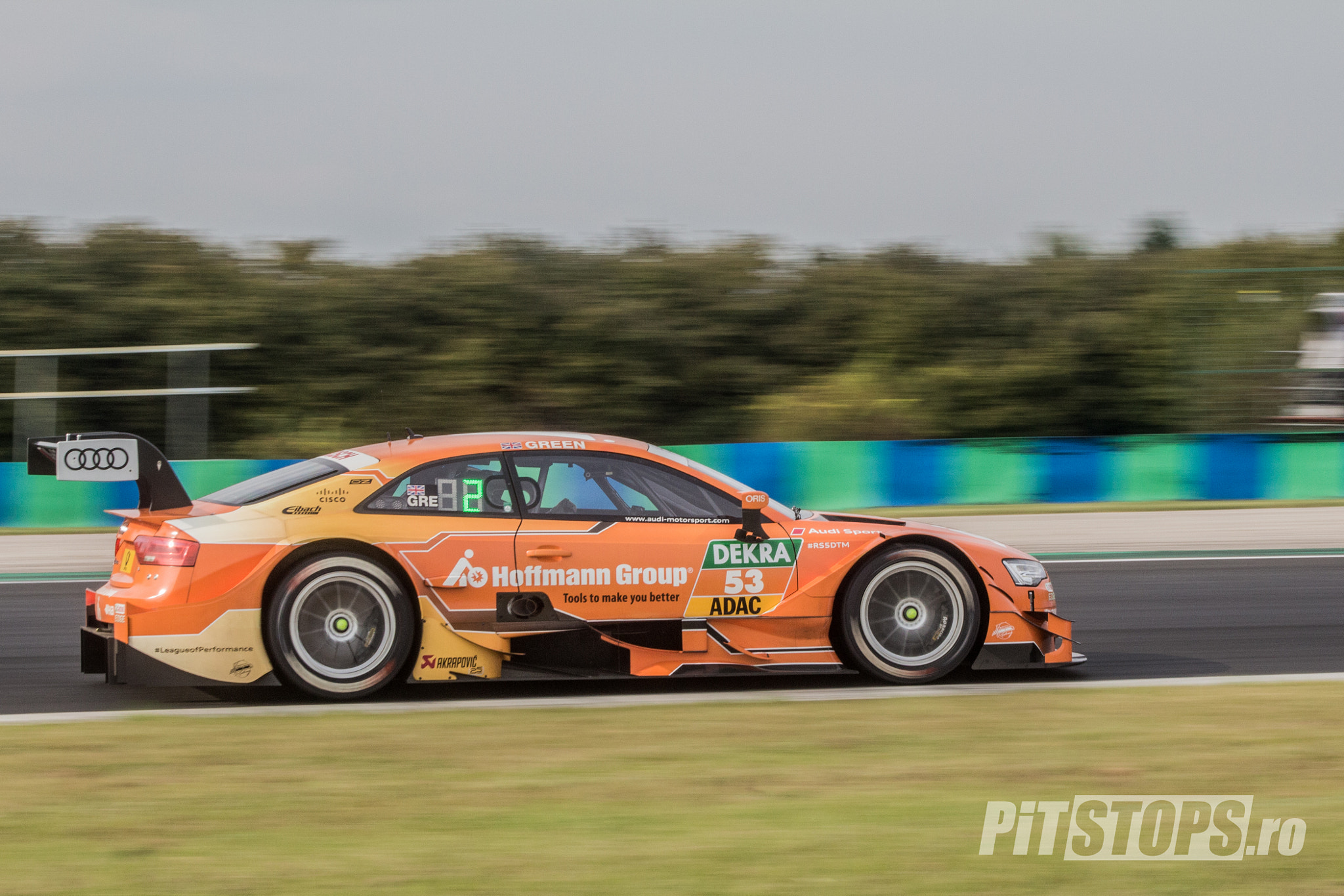 Canon EF 75-300mm f/4-5.6 USM sample photo. Dtm hungaroring - green had to accept p2 photography