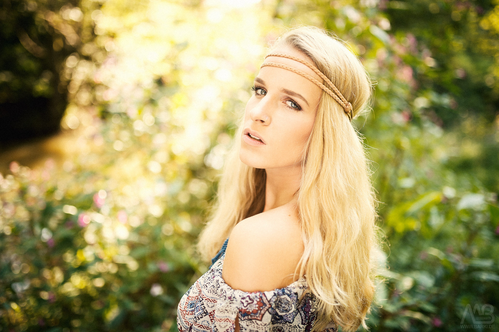 Nikon D4 + Sigma 35mm F1.4 DG HSM Art sample photo. Elisa photography