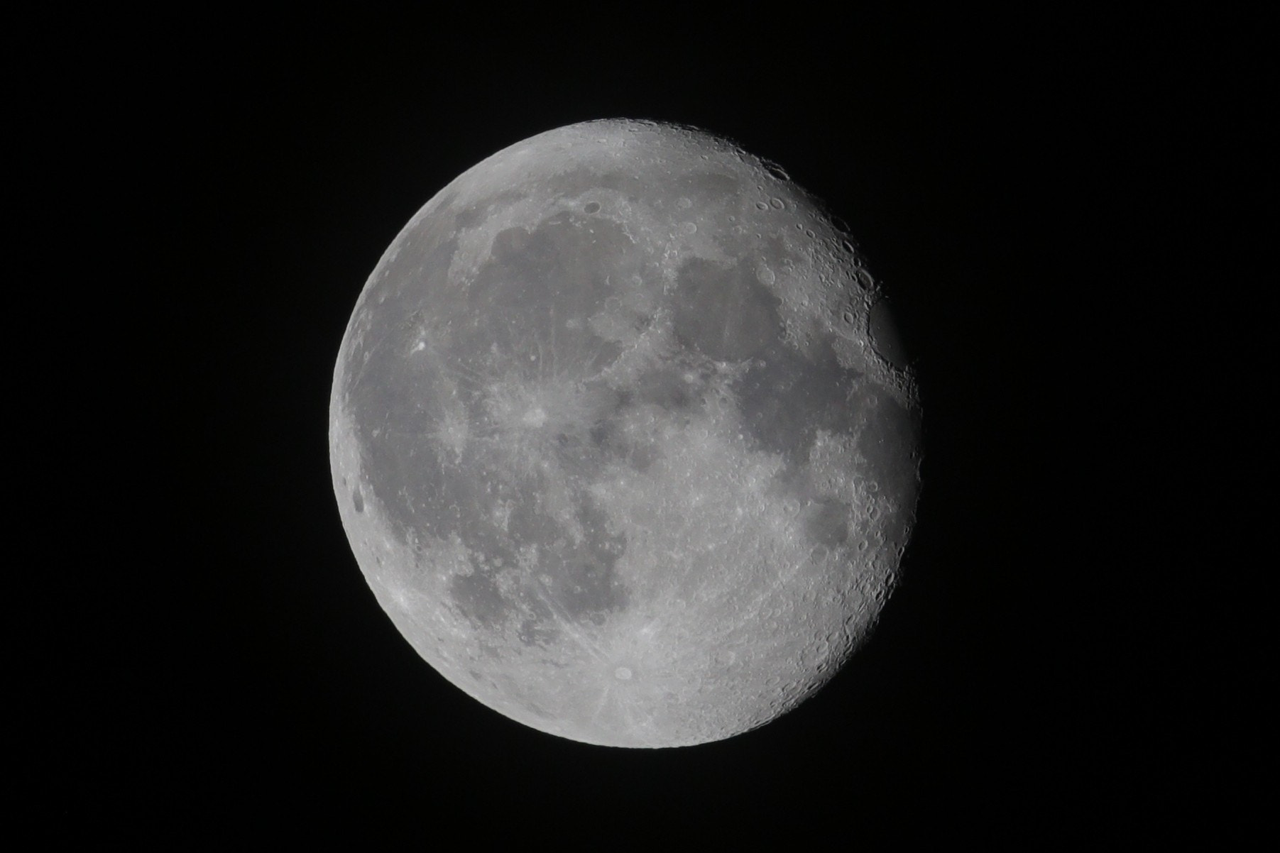 Canon EF 70-200mm F2.8L IS II USM sample photo. Reflected sunlight photography