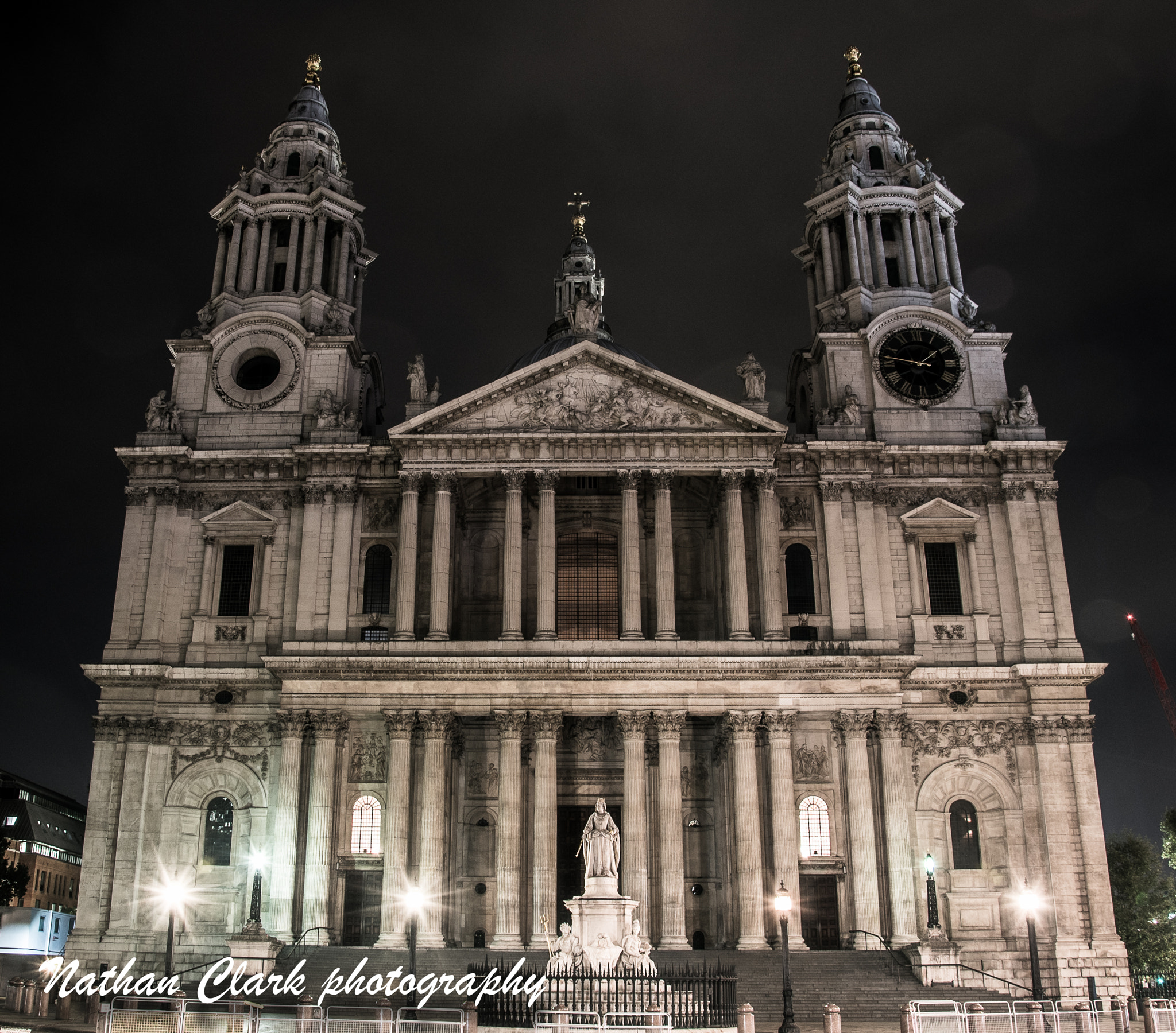 Nikon D750 sample photo. St pauls sideview photography