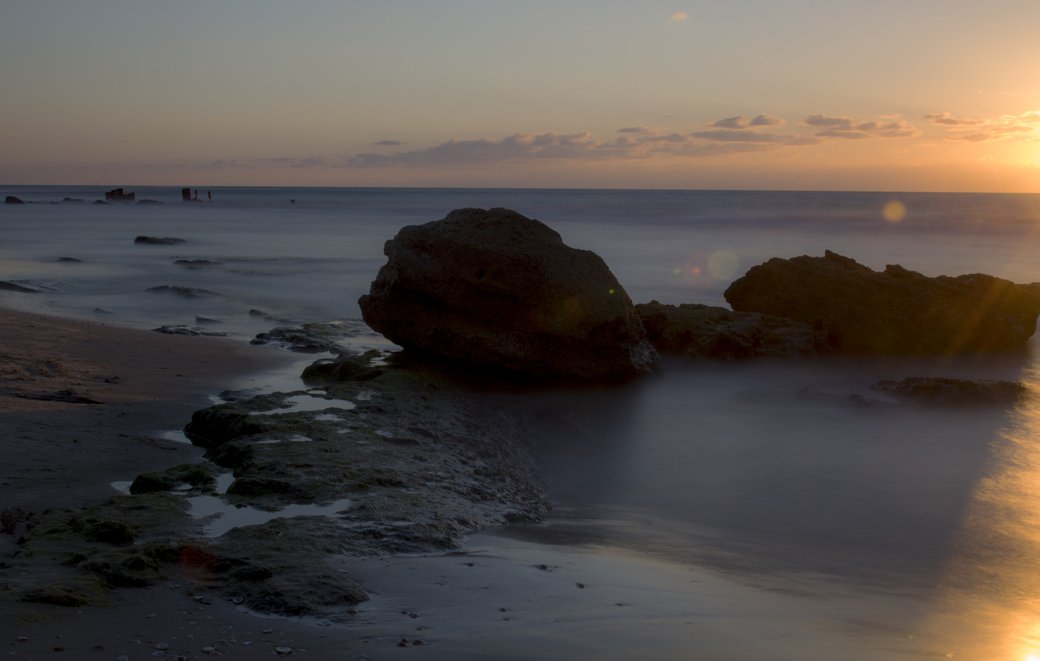 Nikon AF-S Nikkor 24-120mm F4G ED VR sample photo. Sunset at the sea photography