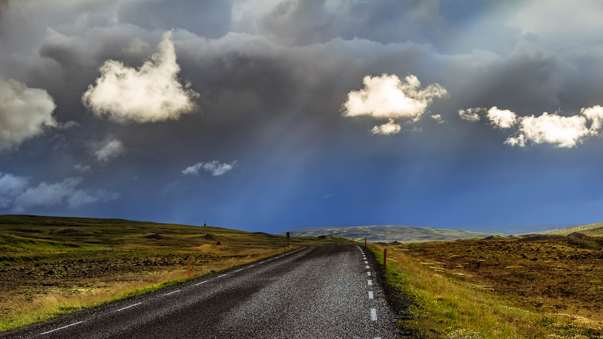 Tamron SP AF 17-50mm F2.8 XR Di II LD Aspherical (IF) sample photo. Icelandic road photography