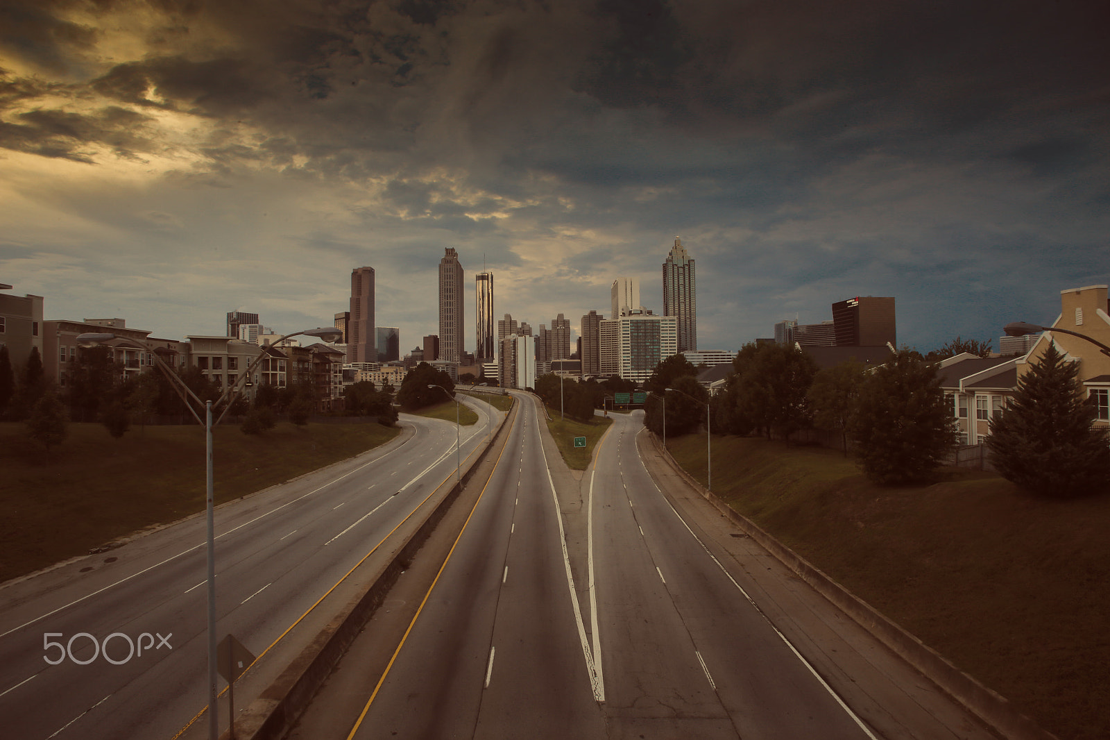 Canon EF 20-35mm F3.5-4.5 USM sample photo. Freedom pkwy, atlaanta photography