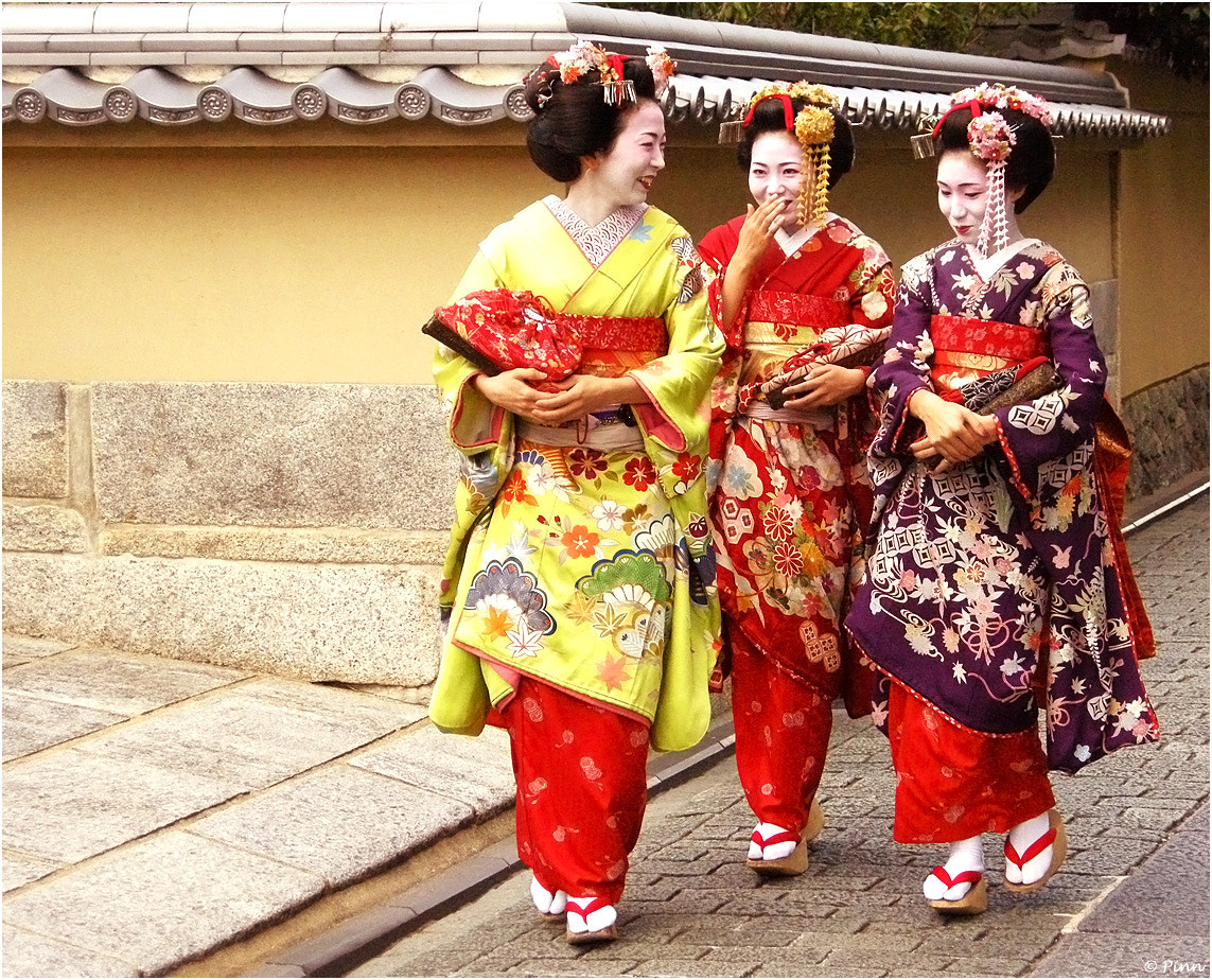 Nikon COOLPIX P5100 sample photo. Kyoto life photography