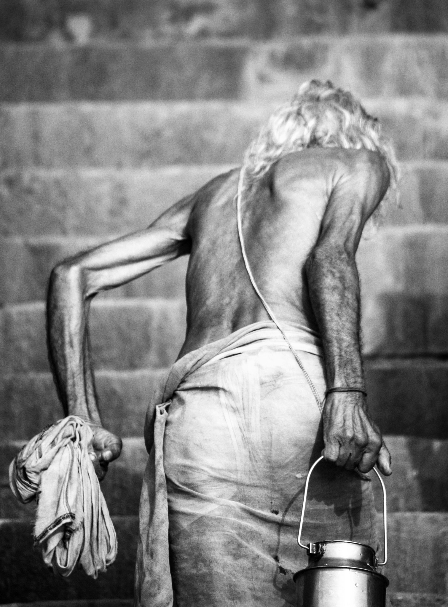 Canon EF 100-300mm F4.5-5.6 USM sample photo. Le sage de varanasi photography