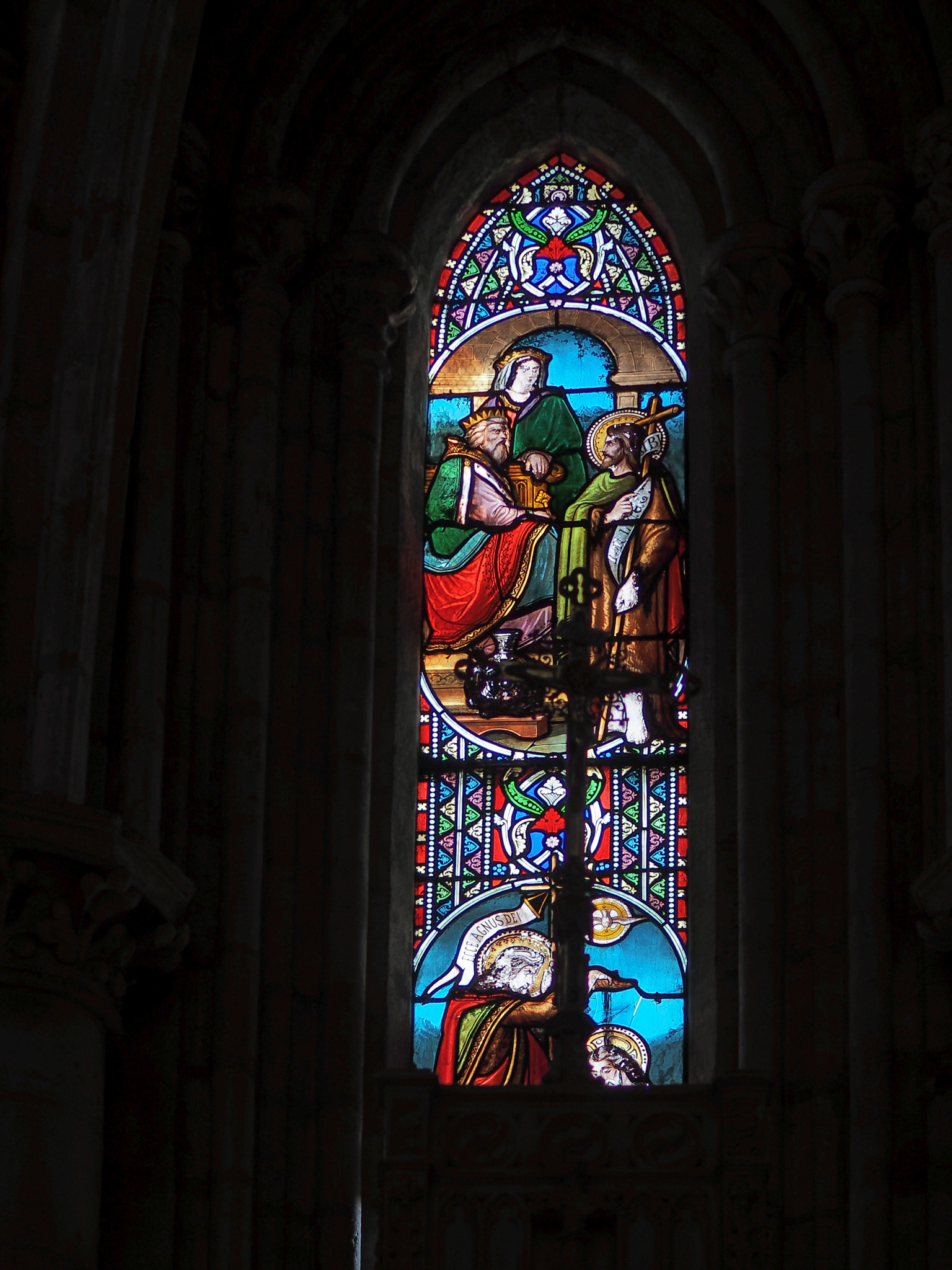 Olympus PEN-F + Olympus M.Zuiko Digital 25mm F1.8 sample photo. Stained glass window in the basilica st seurin in bordeaux photography