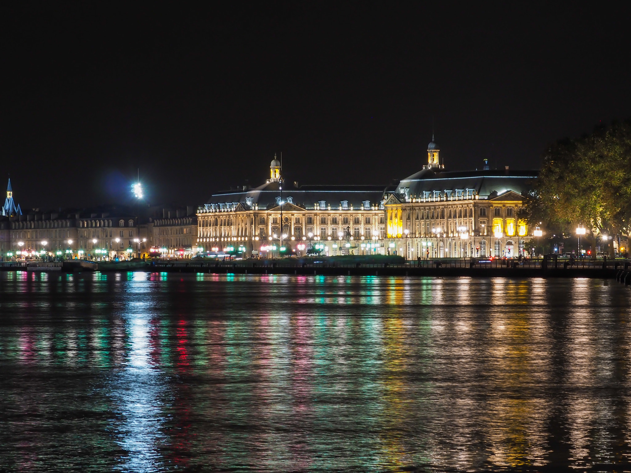 Olympus PEN-F sample photo. View across the river garonne in bordeaux at night photography