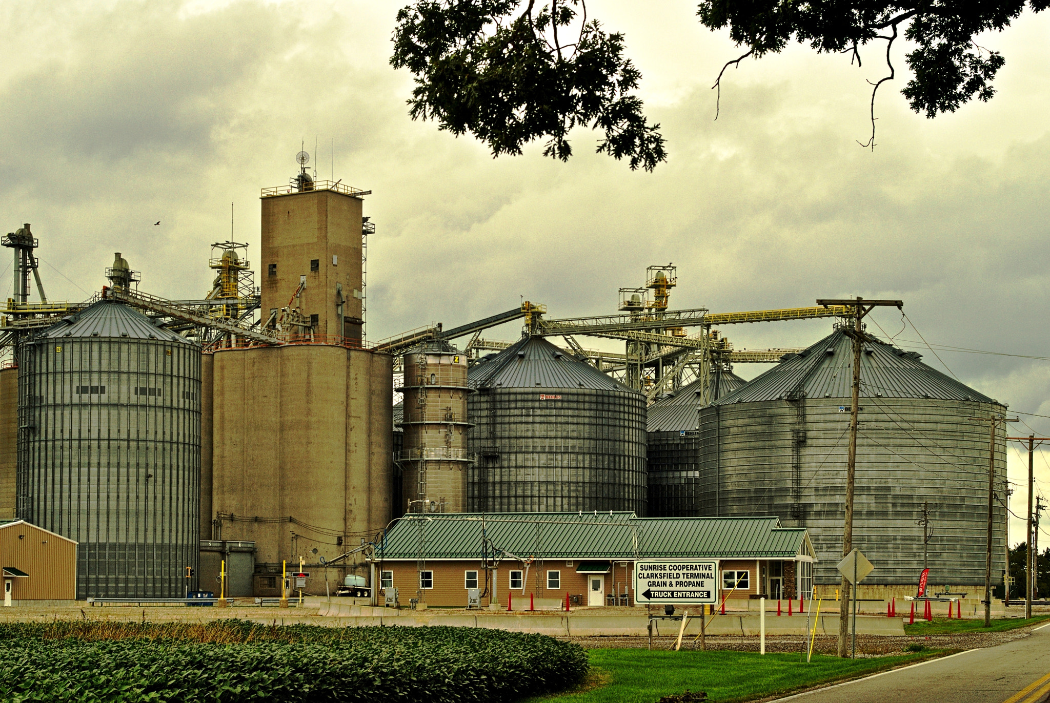 Nikon D200 + Manual Lens No CPU sample photo. Sunrise cooperative - lorain, ohio photography