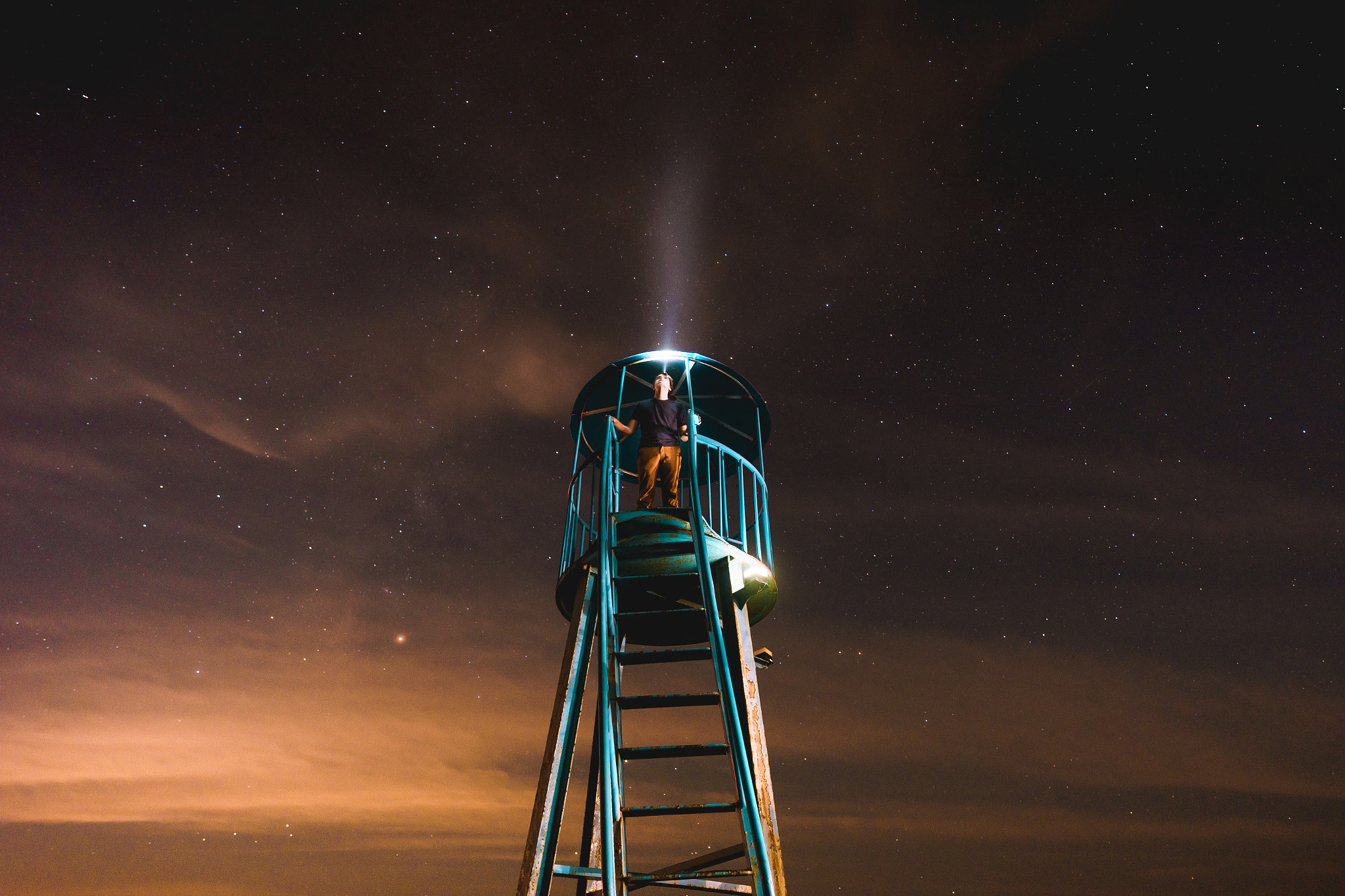 Sony a7 + ZEISS Batis 18mm F2.8 sample photo. The nigh ttower photography