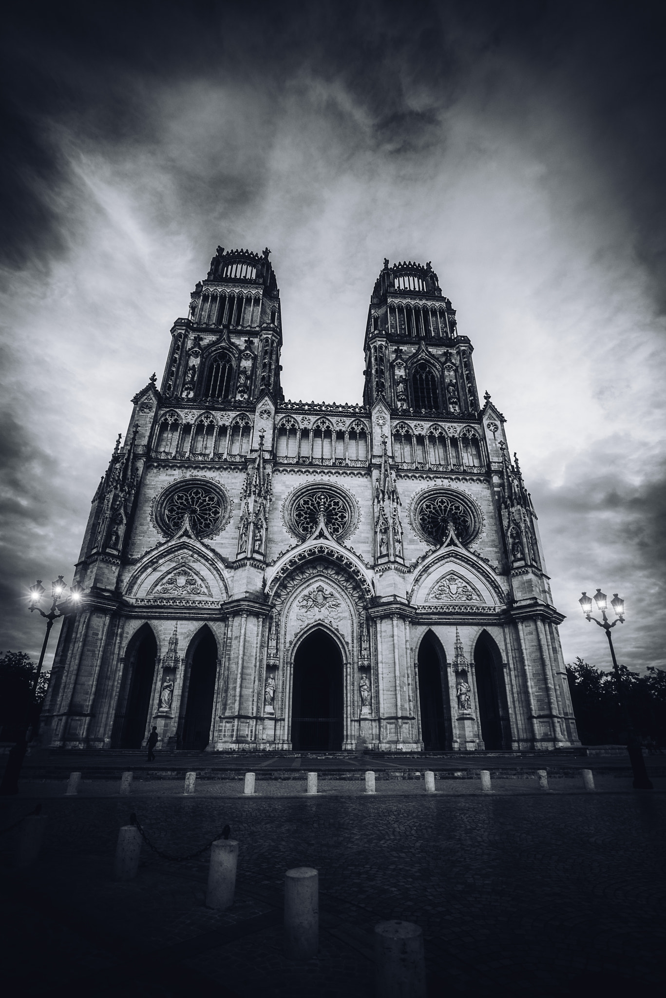 Sigma 14mm F2.8 EX Aspherical HSM sample photo. Cathedral sainte-croix d’orléans ii photography