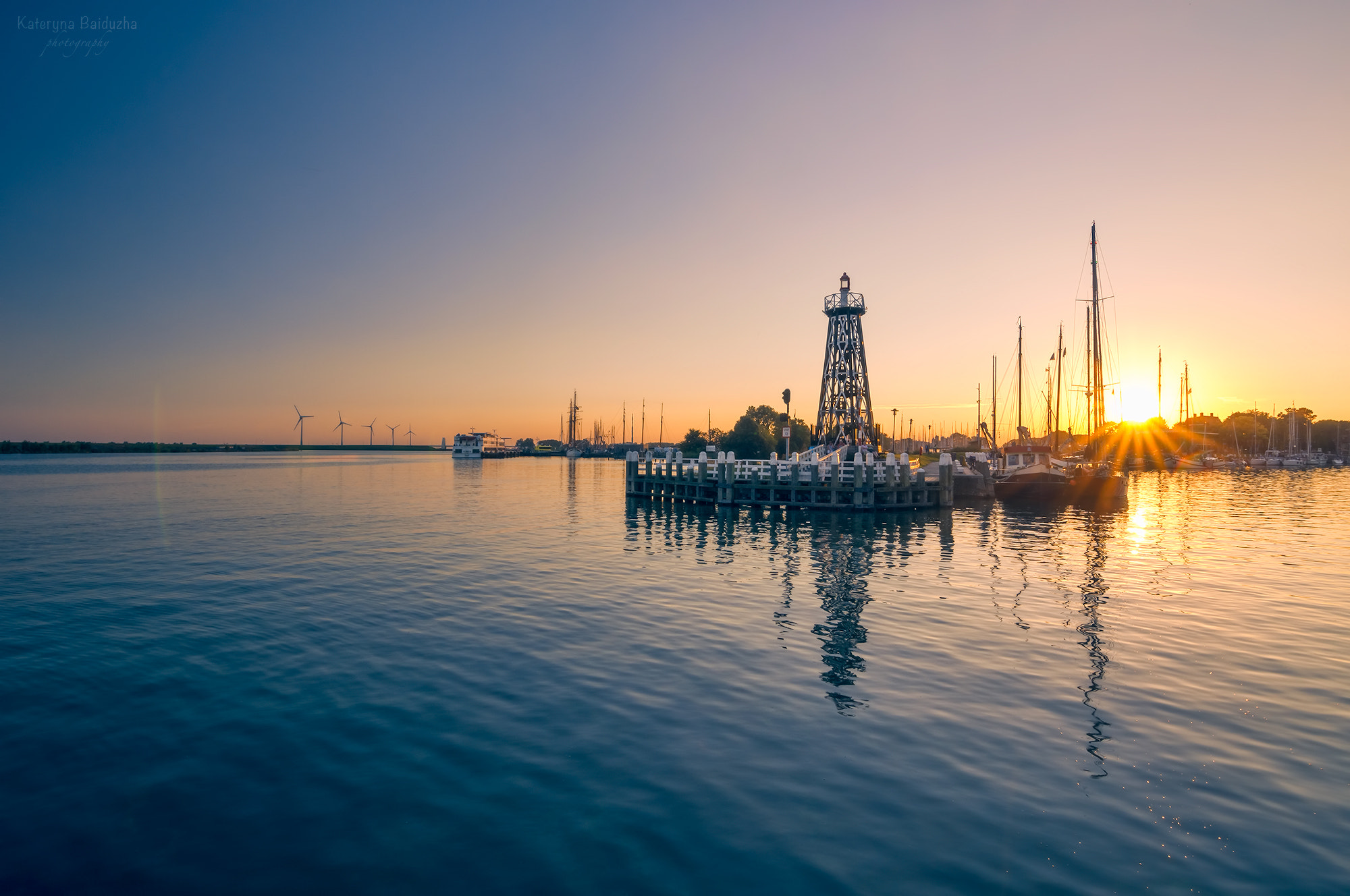 Nikon D5000 sample photo. Clear sunset at the quay photography