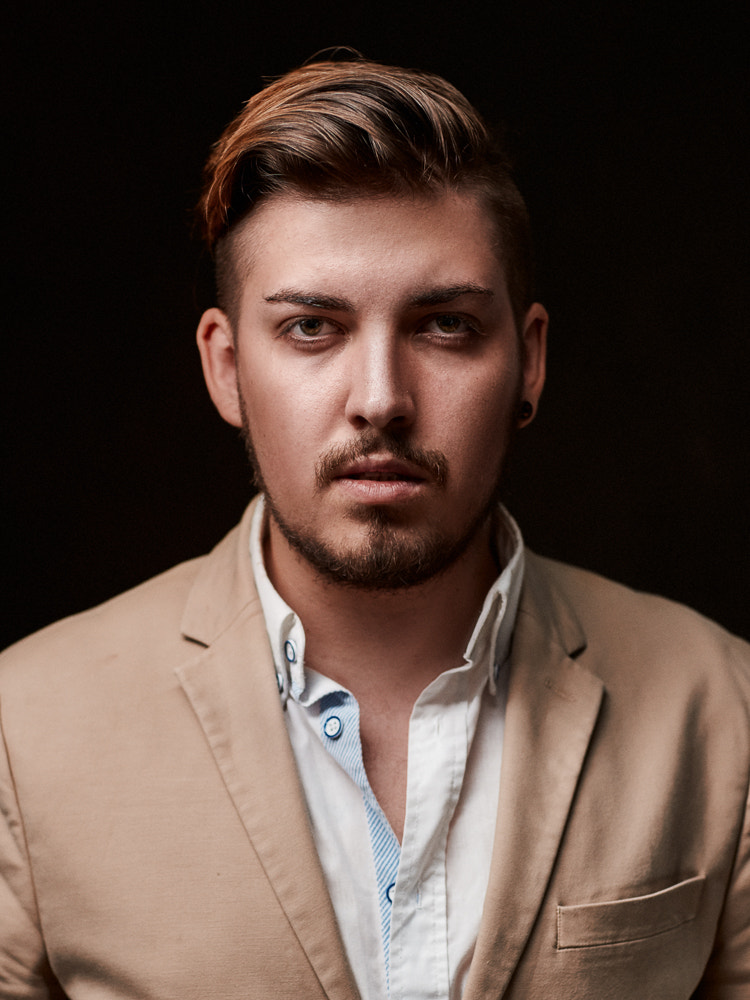 85mm F1.2 sample photo. Thorsten meyer photography, film score and motion photography