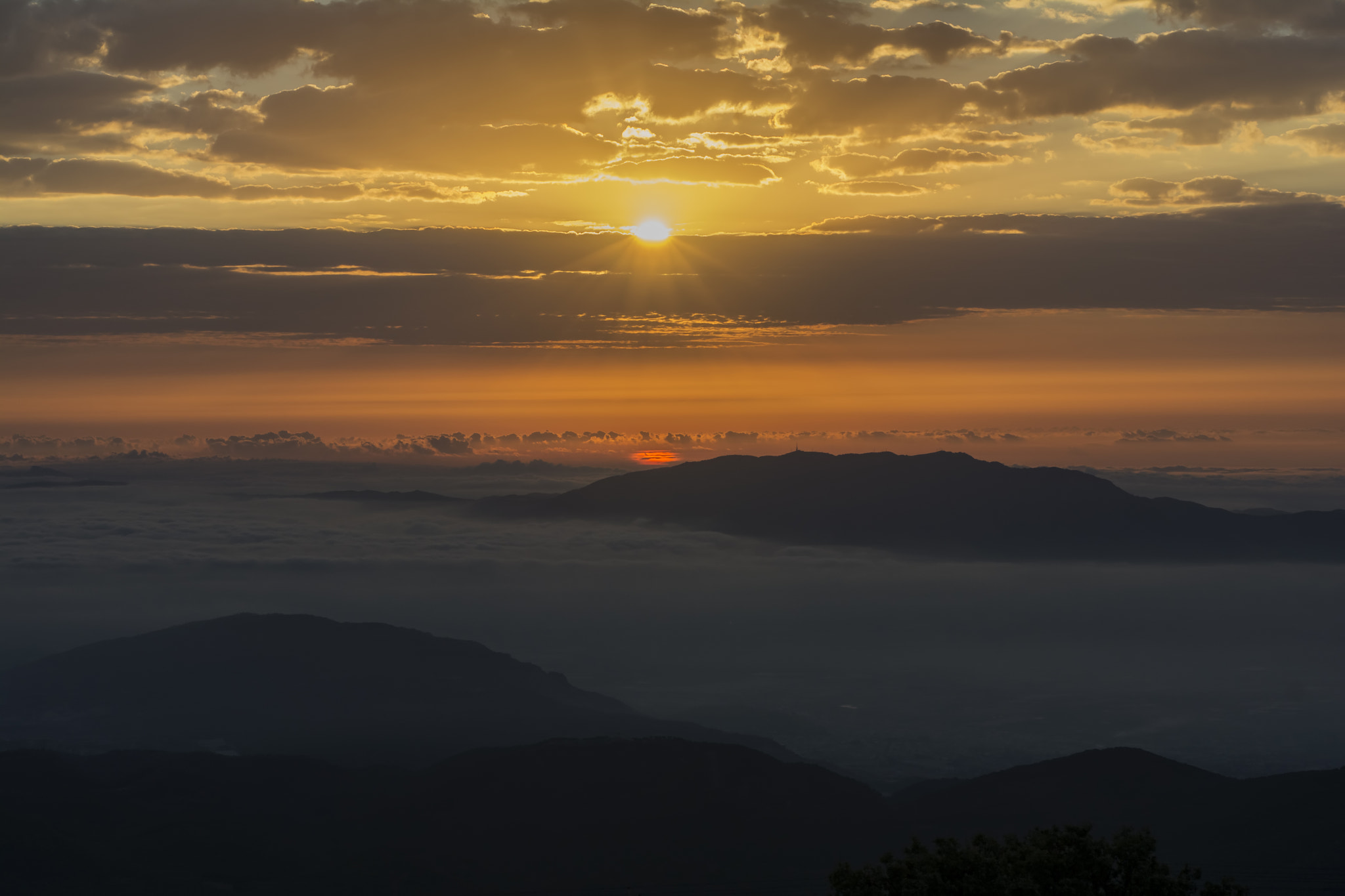 Nikon D7100 + AF Micro-Nikkor 60mm f/2.8 sample photo. Sunrise 23 sep 2016 photography