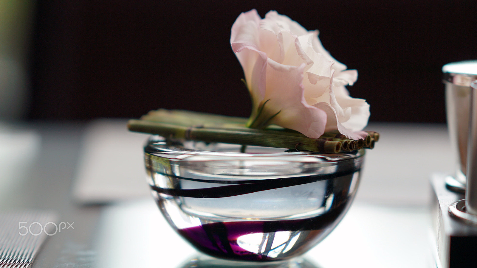 Sony a7S II + Sony FE 85mm F1.4 GM sample photo. Reflection photography