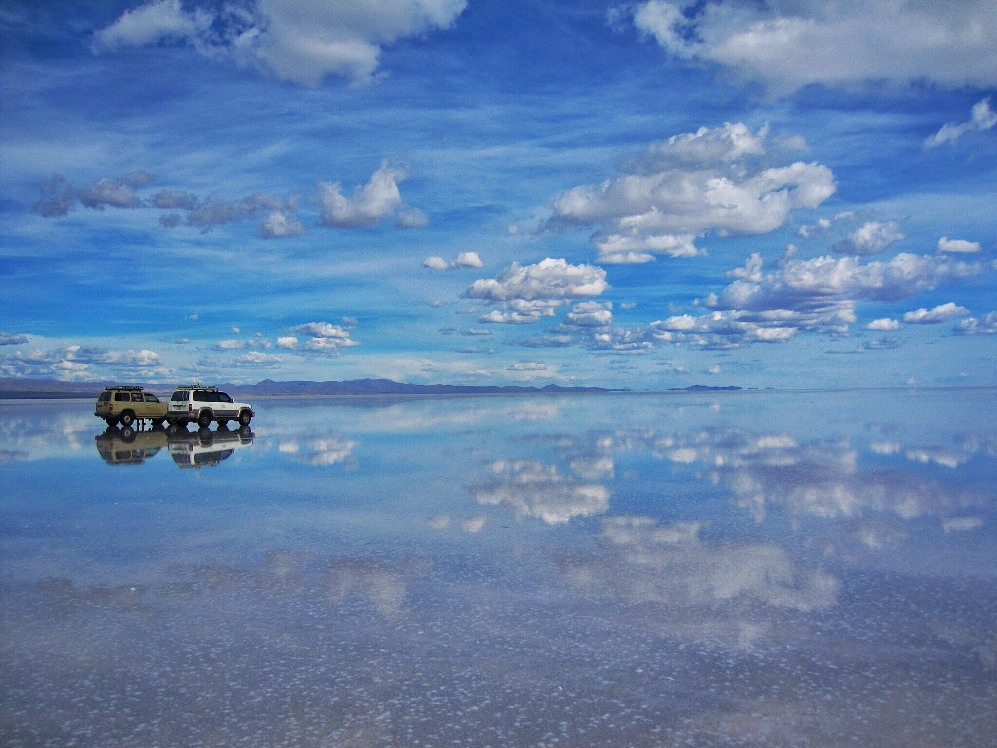 Canon PowerShot SD970 IS (Digital IXUS 990 IS / IXY Digital 830 IS) sample photo. Salar de uyuni. photography