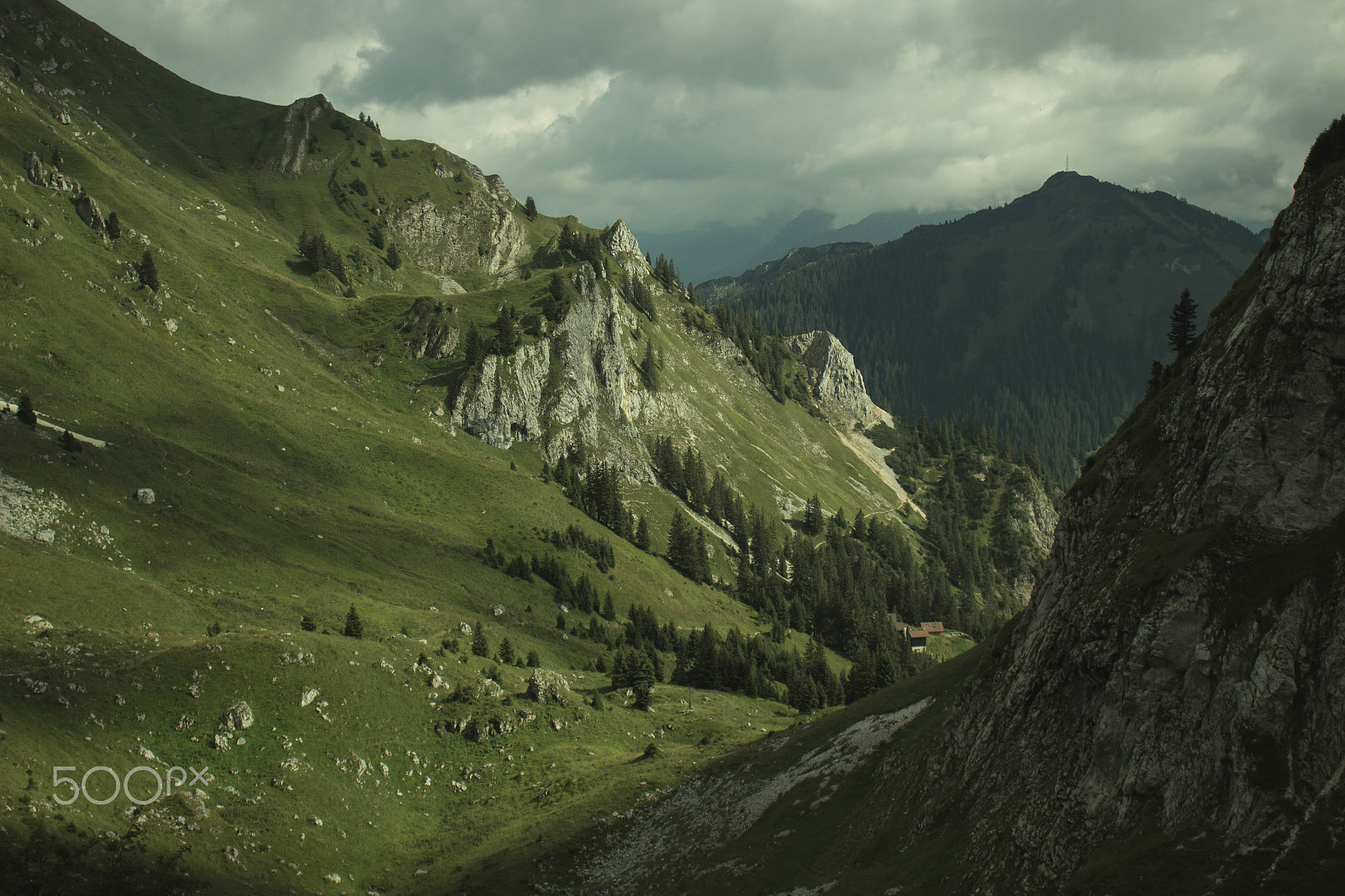 Canon EF 28mm F2.8 IS USM sample photo. Hipster mountains photography