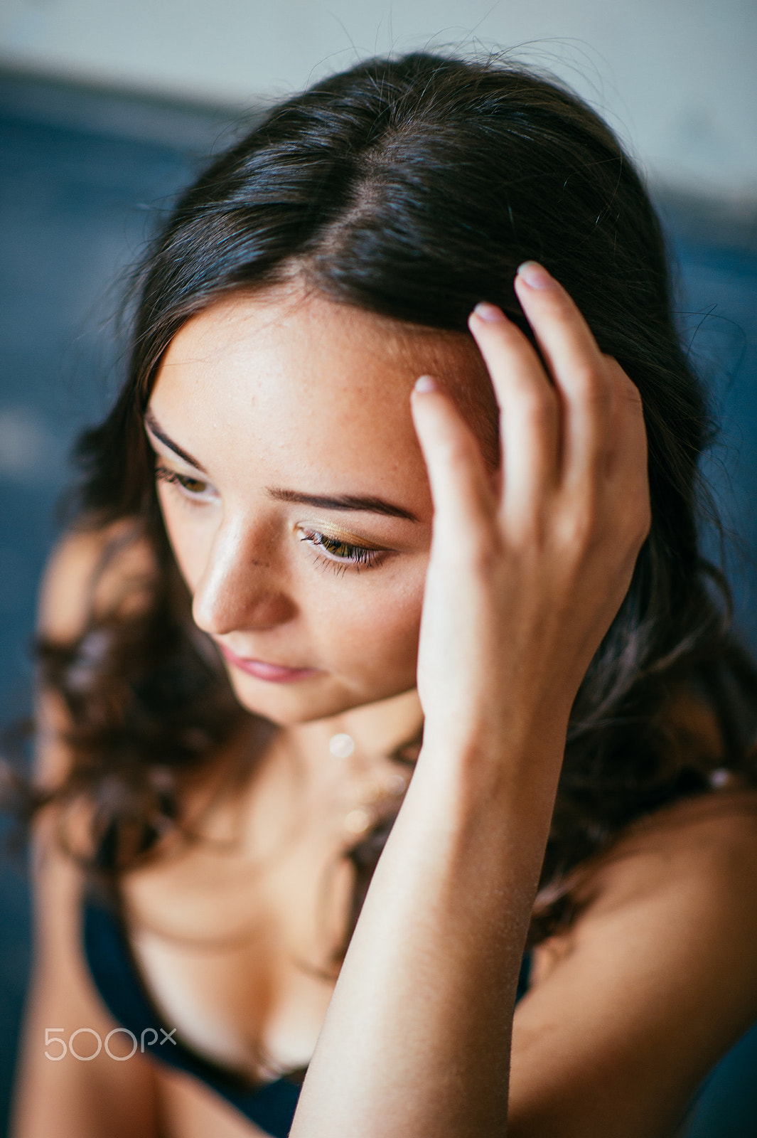 Nikon Df + Nikon AF-S Nikkor 85mm F1.4G sample photo. Intimate brunette photography