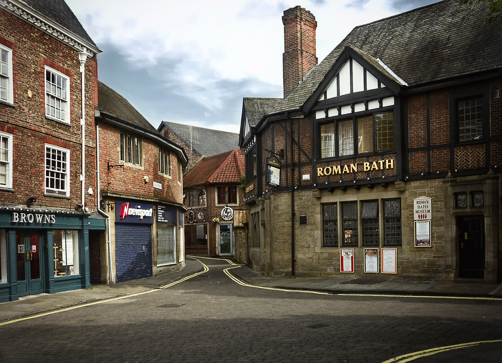 KONICA MINOLTA DiMAGE A1 sample photo. York, england photography
