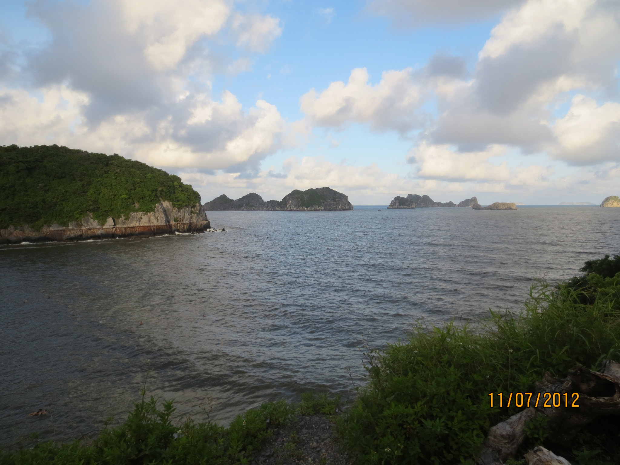 Canon PowerShot ELPH 110HS (PowerShot IXUS 125 HS) sample photo. Vietnam catba sea photography