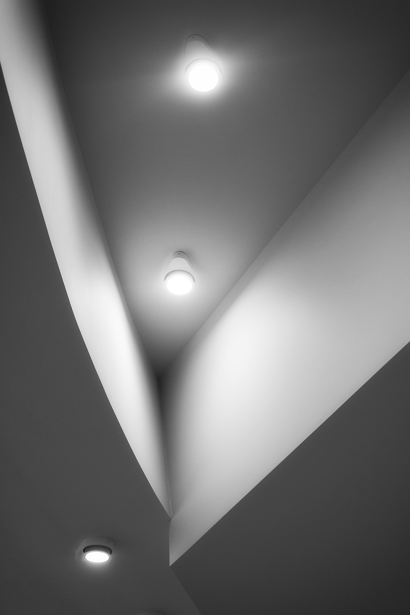 Canon EOS 60D + Canon EF 35mm F2 sample photo. Lines photography
