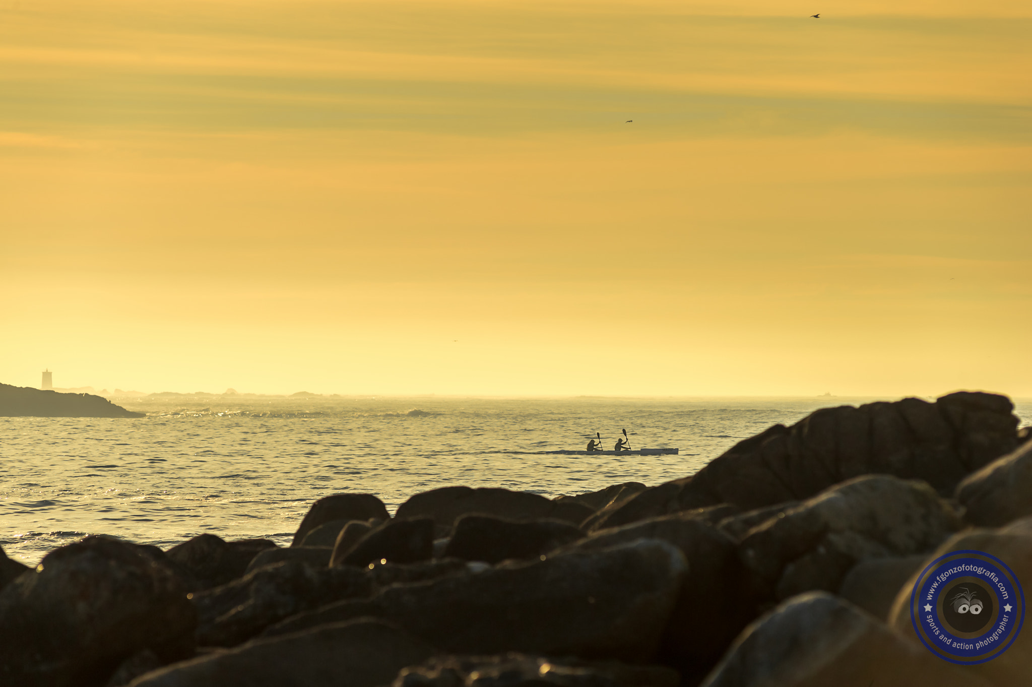 Nikon AF-Nikkor 80-200mm F2.8D ED sample photo. Sunset paddling. photography