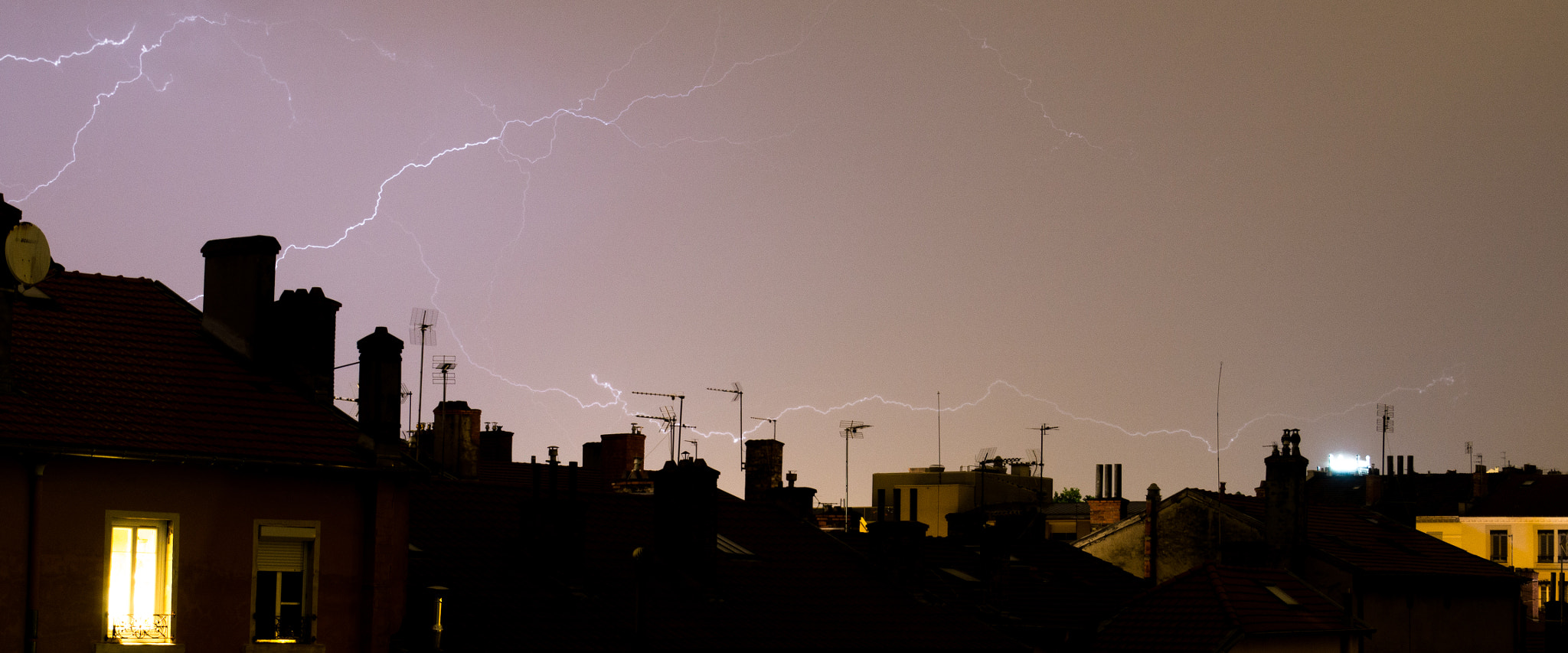 Panasonic Lumix DMC-GH3 sample photo. De l'orage dans l'air photography