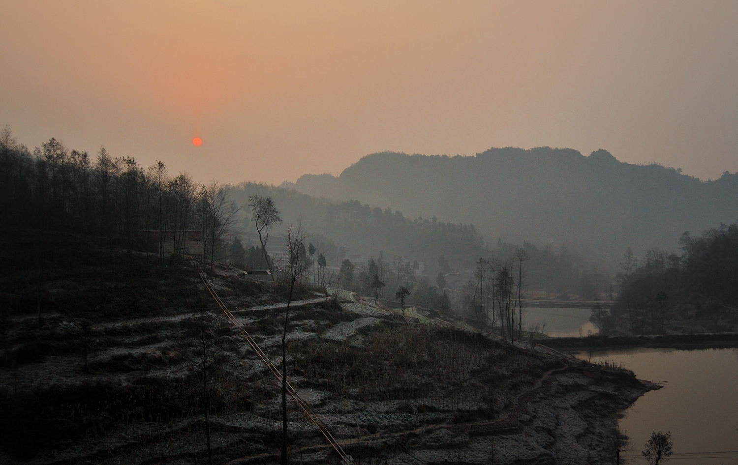 Nikon D80 sample photo. Weak sunrise in winter photography