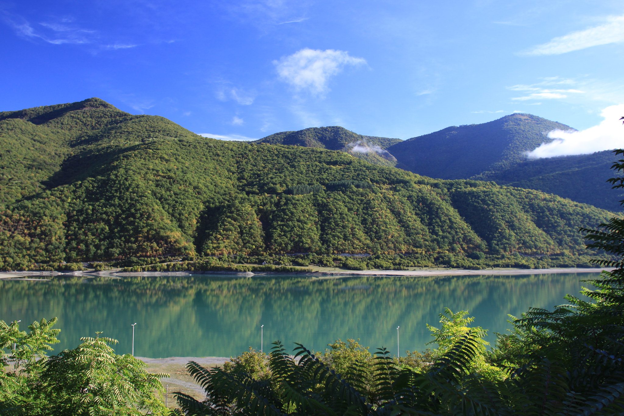 Canon EF 20mm F2.8 USM sample photo. Zhinvali reservoir photography