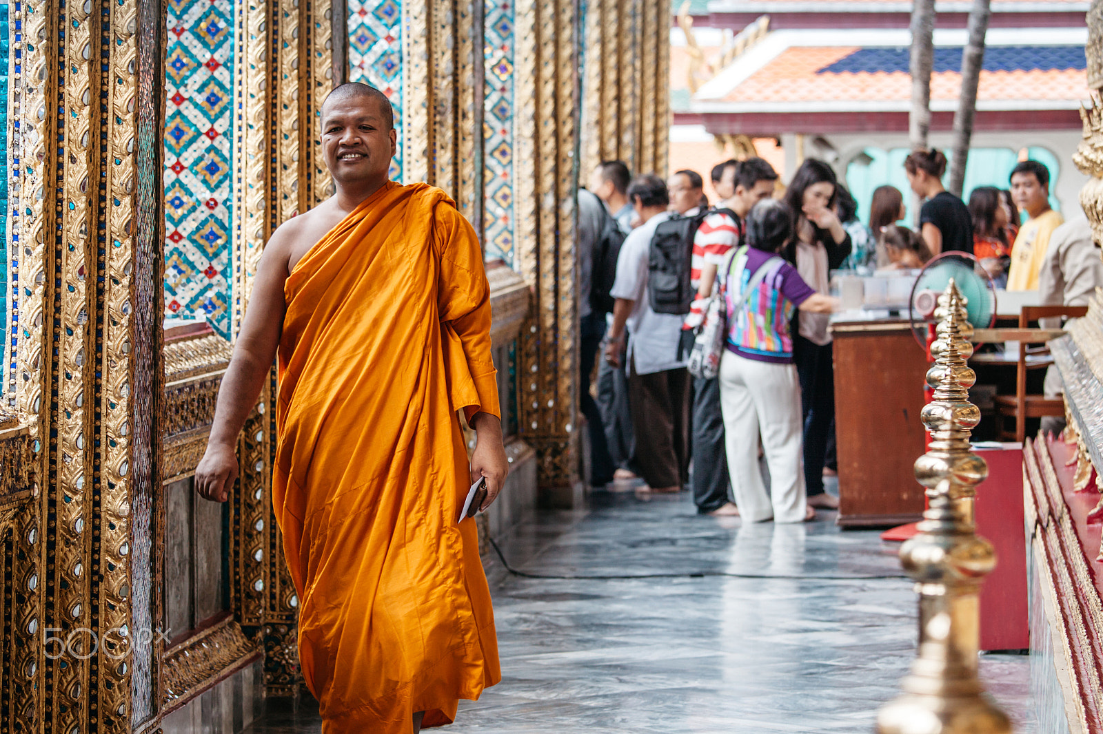 Canon EOS 50D + Canon EF 70-200mm F4L IS USM sample photo. Smiling monk photography