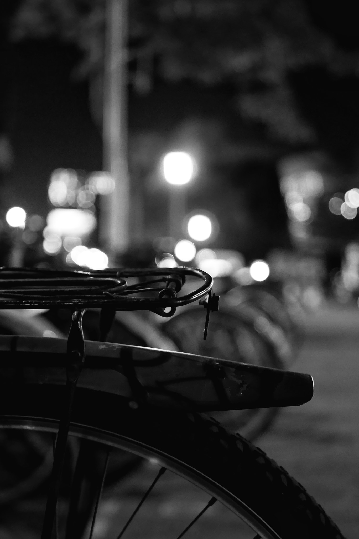 Panasonic Lumix DMC-GX85 (Lumix DMC-GX80 / Lumix DMC-GX7 Mark II) + LUMIX G 25/F1.7 sample photo. Seat photography