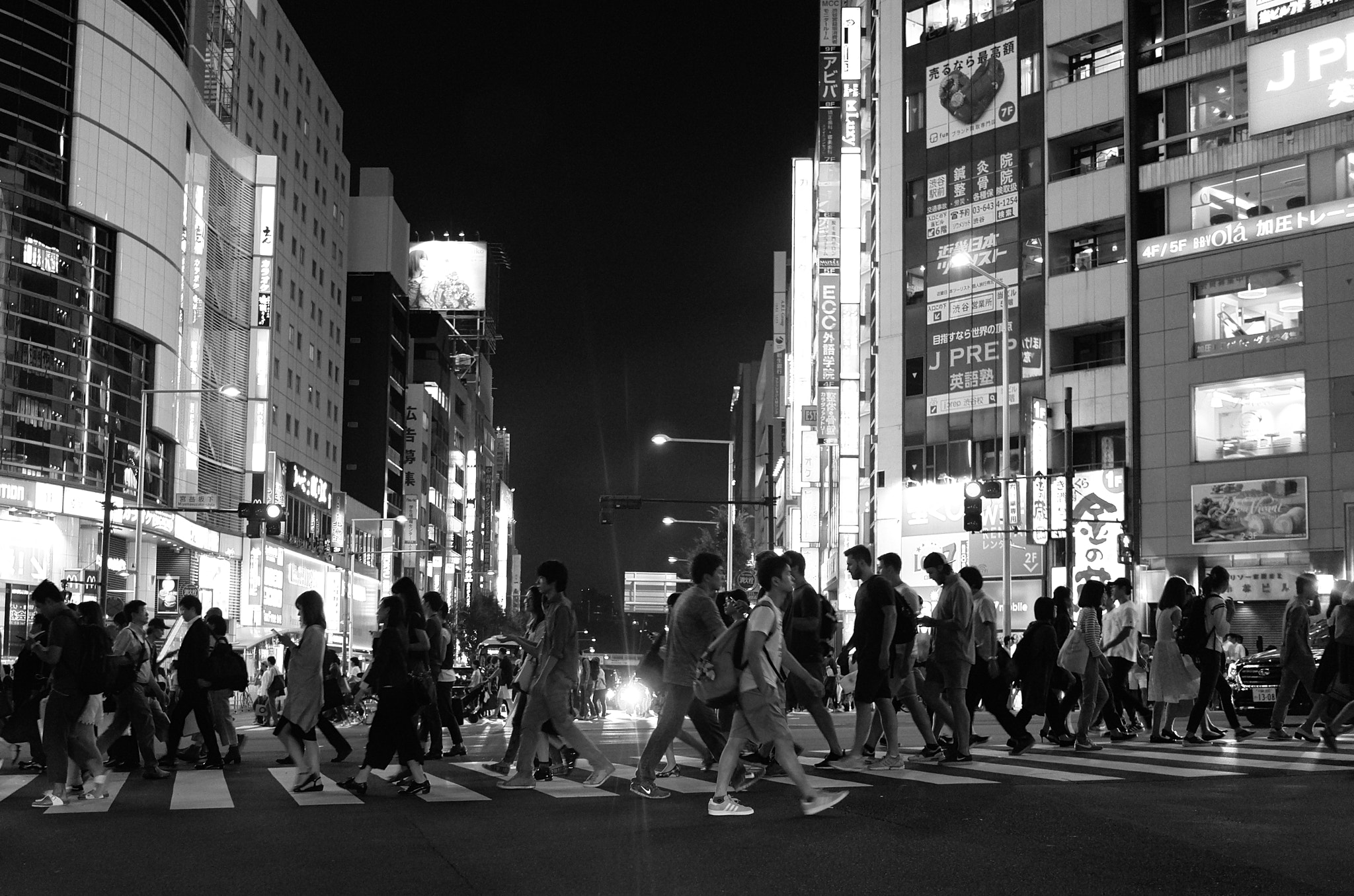 Leica T (Typ 701) + Summicron T 1:2 23 ASPH. sample photo. Shibuya street photography