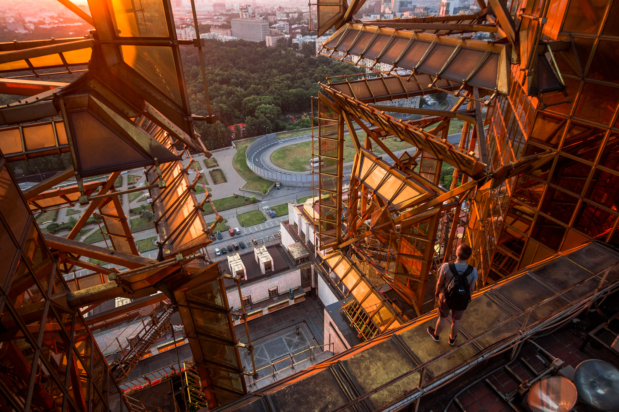 Sigma 10-20mm F3.5 EX DC HSM sample photo. Light of sunrise photography