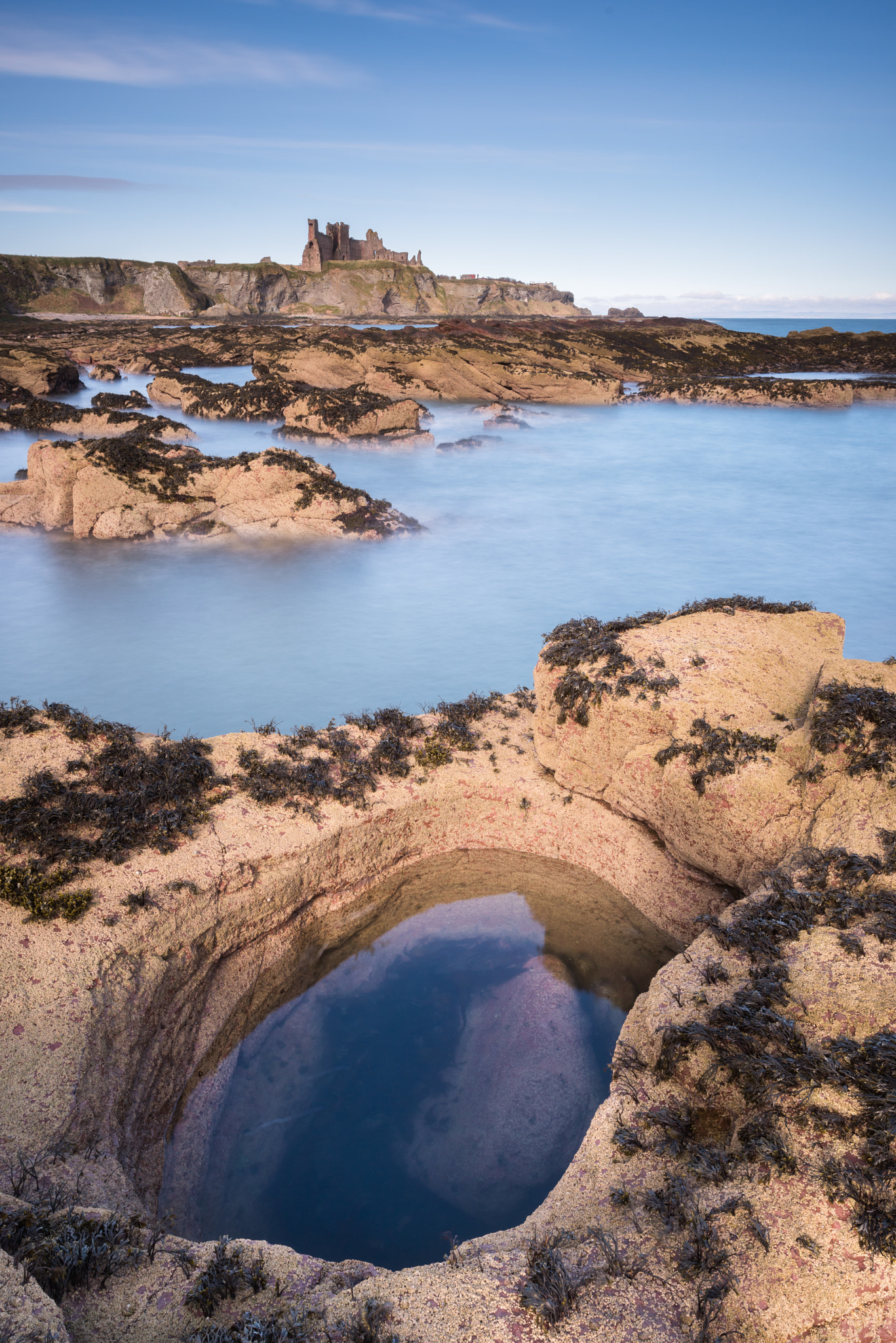 Nikon D810 + Nikon PC-E Nikkor 24mm F3.5D ED Tilt-Shift sample photo. Tantallon bay photography