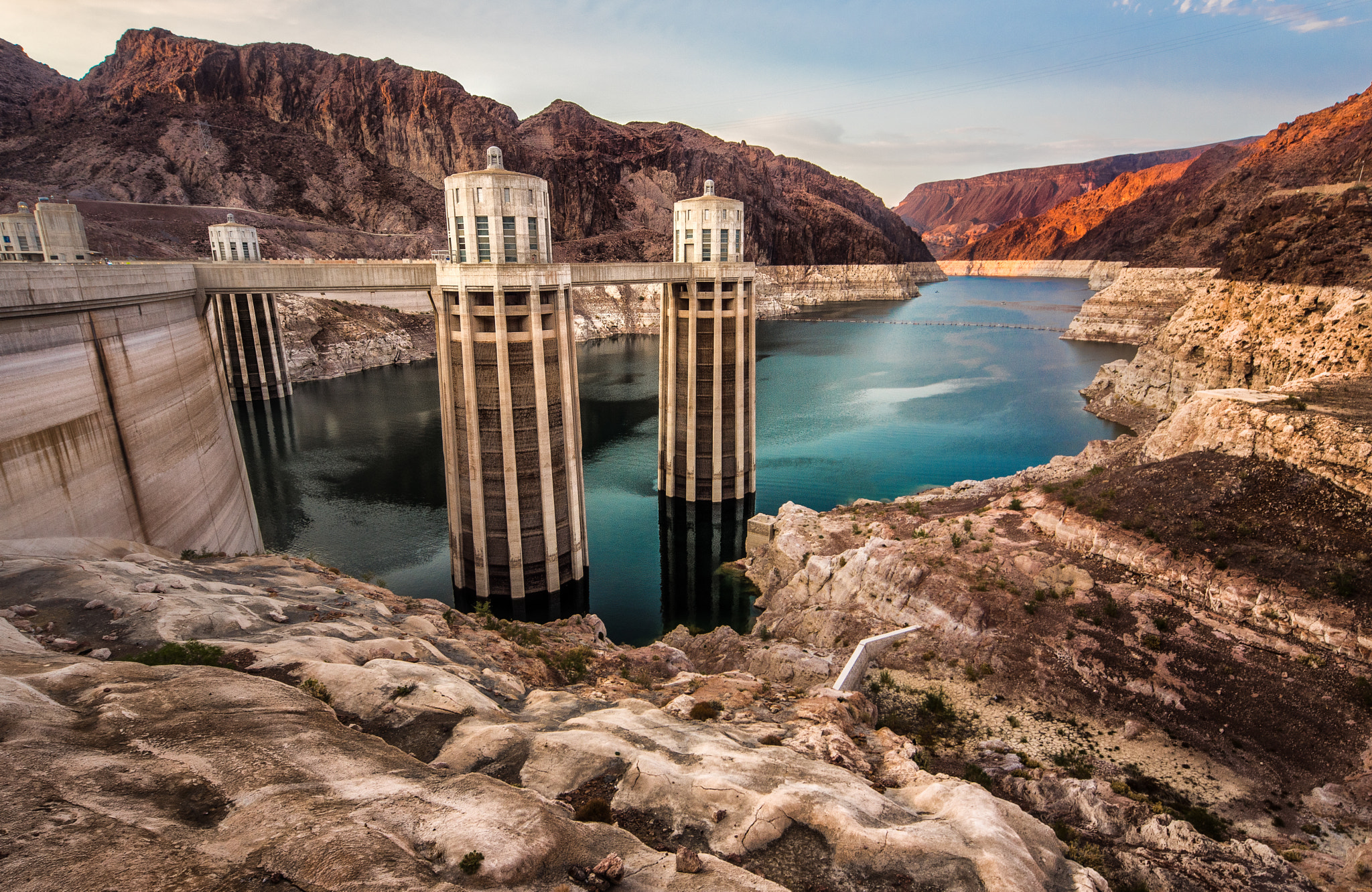 Minolta AF 28-80mm F3.5-5.6 II sample photo. Hoover dam photography