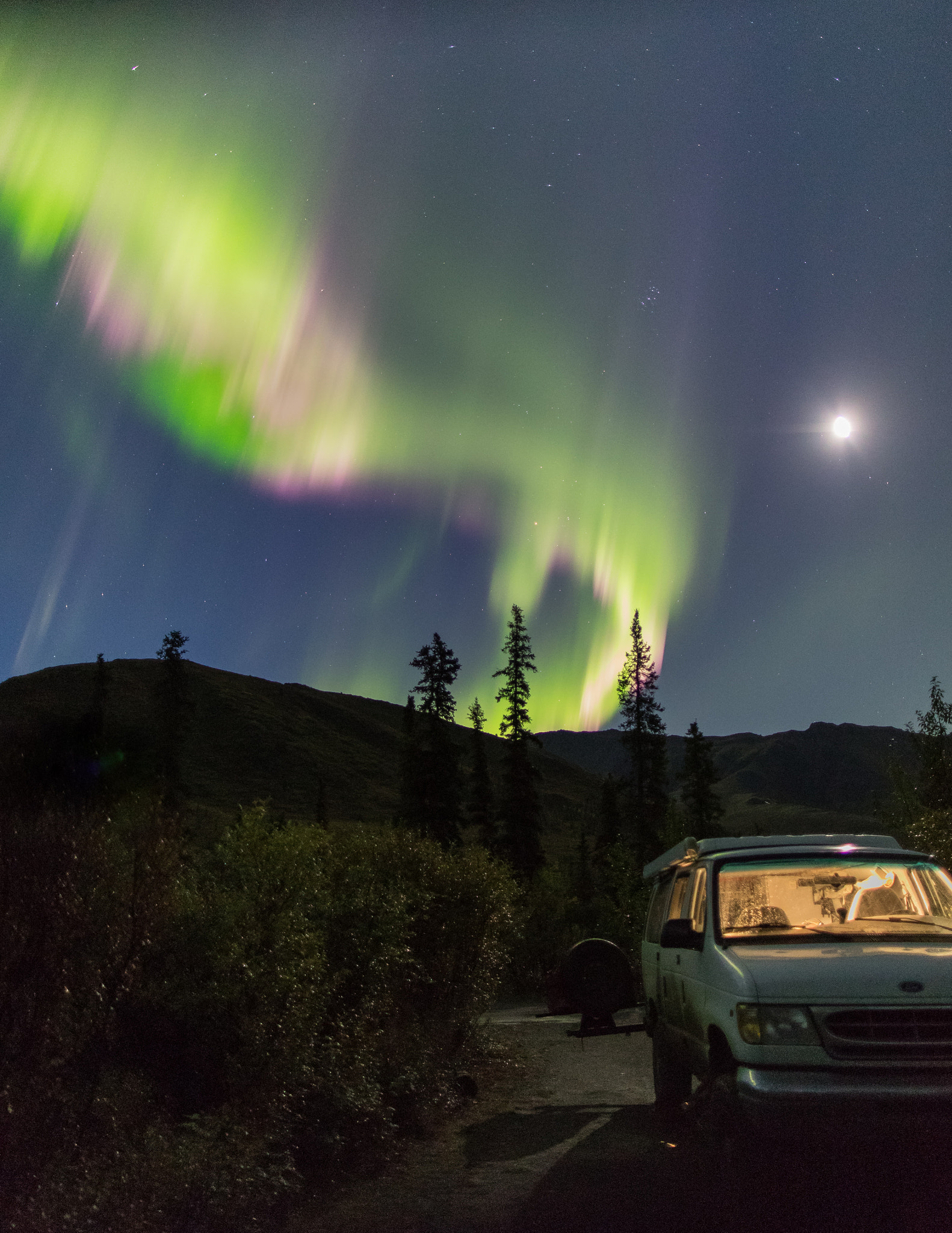 Canon EF 24mm F1.4L II USM sample photo. Northern lights photography