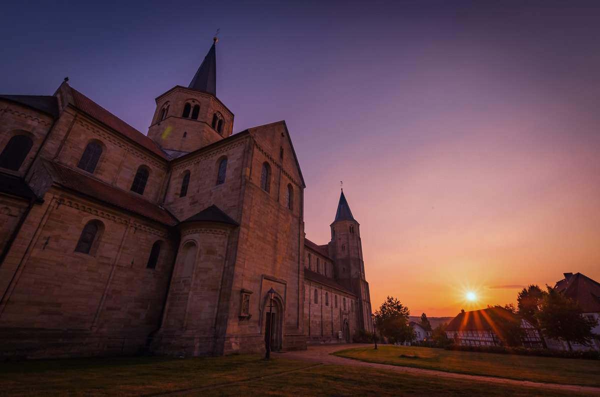 Sigma 10-20mm F3.5 EX DC HSM sample photo. Hildesheim godehardi kirche photography