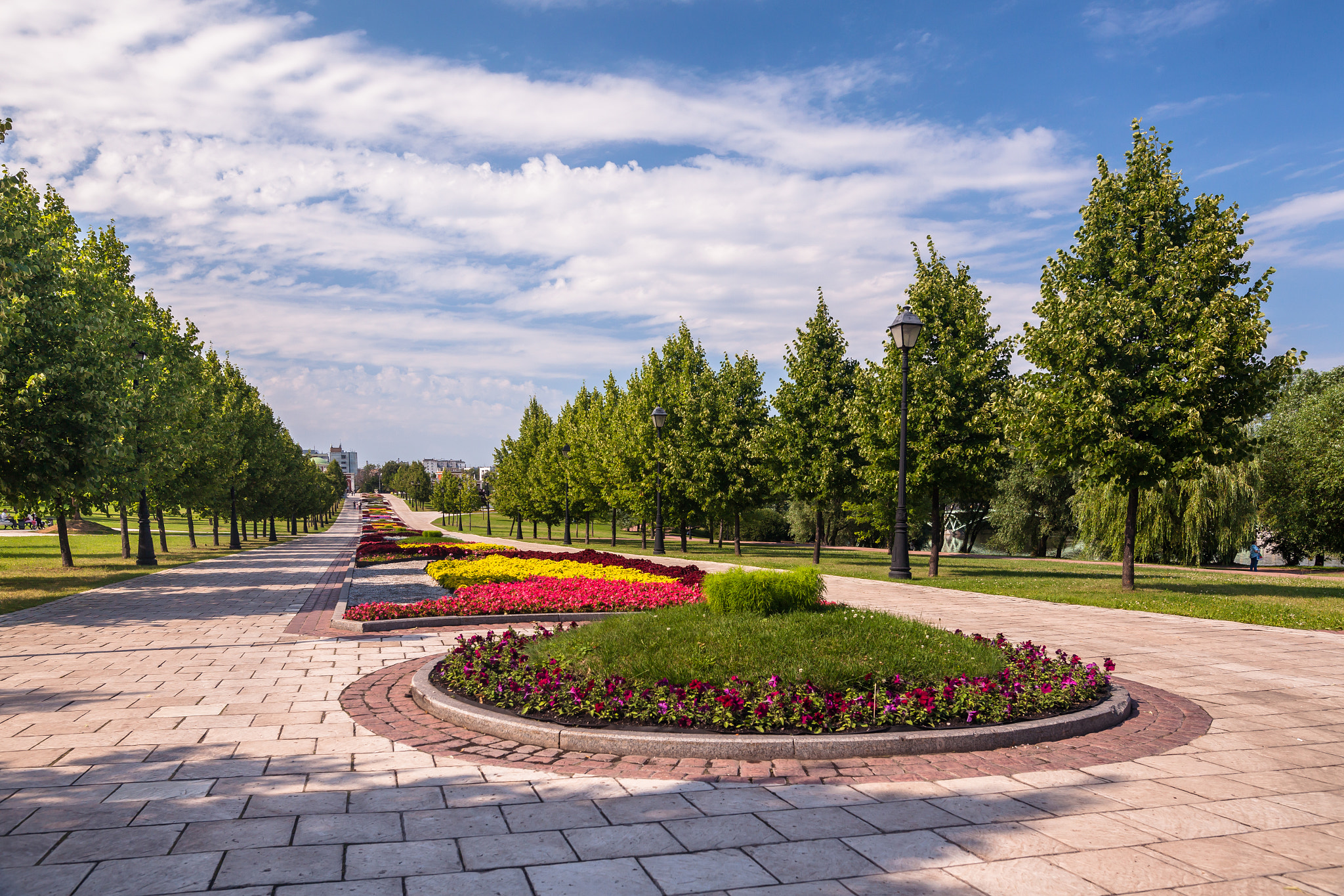 Sigma 24mm F1.4 DG HSM Art sample photo. Tsaritsyno_park photography