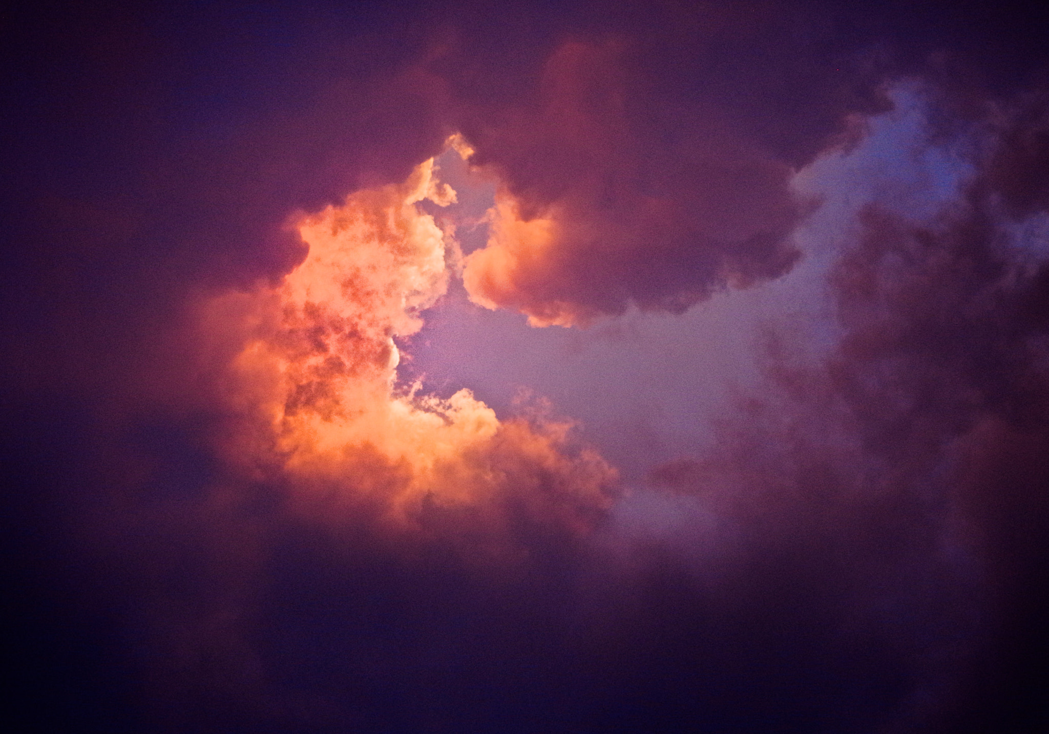 Pentax K-30 + HD Pentax DA 70mm F2.4 AL Limited sample photo. The death of sky photography