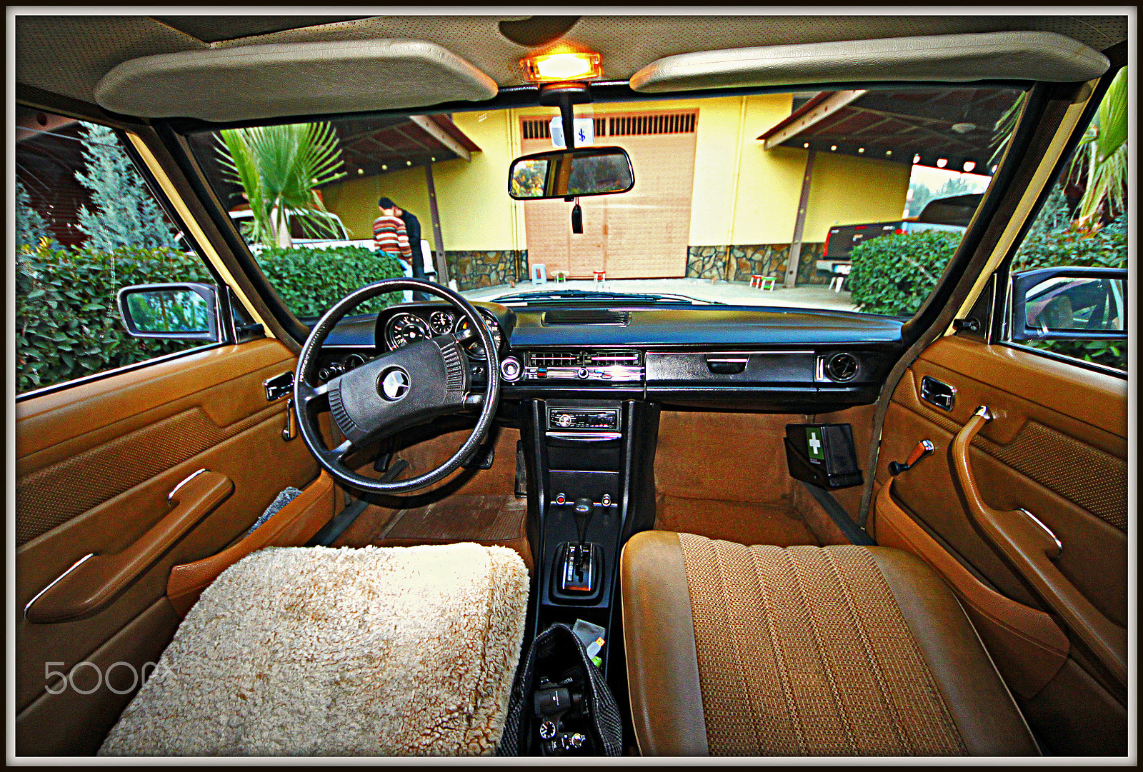 Sigma 8-16mm F4.5-5.6 DC HSM sample photo. Mercedes benz 240 d photography