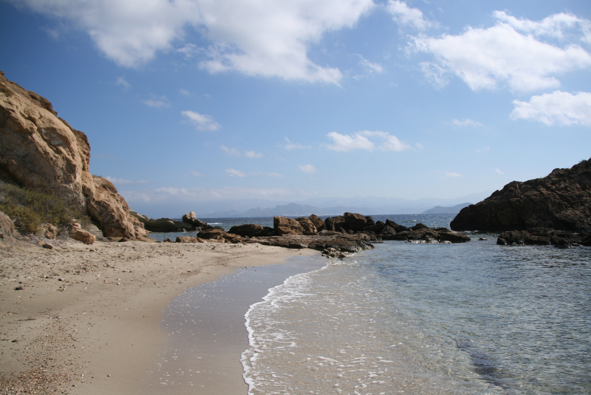 Canon EOS 400D (EOS Digital Rebel XTi / EOS Kiss Digital X) sample photo. Greece beach photography