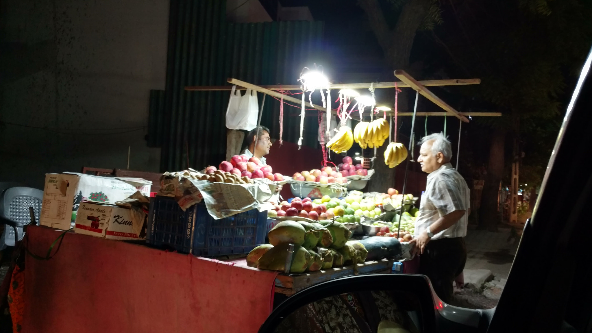 Motorola Moto X Force sample photo. The fruit vendor photography