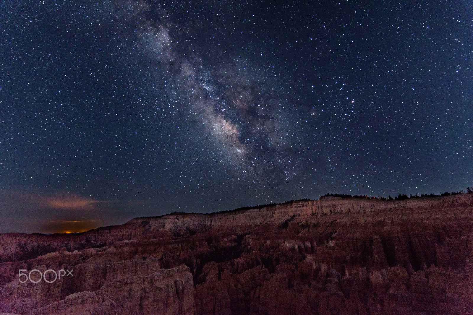 Nikon D5500 + Tokina AT-X 11-20 F2.8 PRO DX (AF 11-20mm f/2.8) sample photo. Milky way over bryce canyon photography