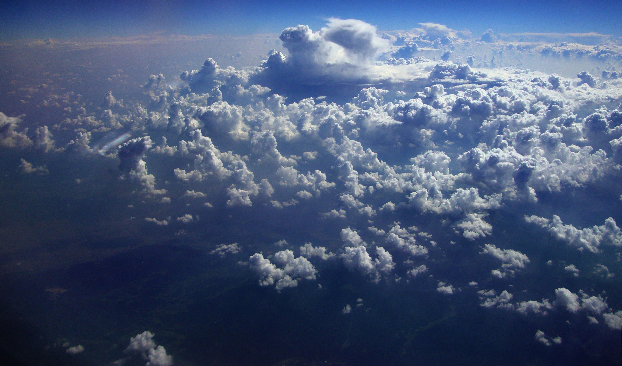 Sony DSC-W210 sample photo. Flying photography