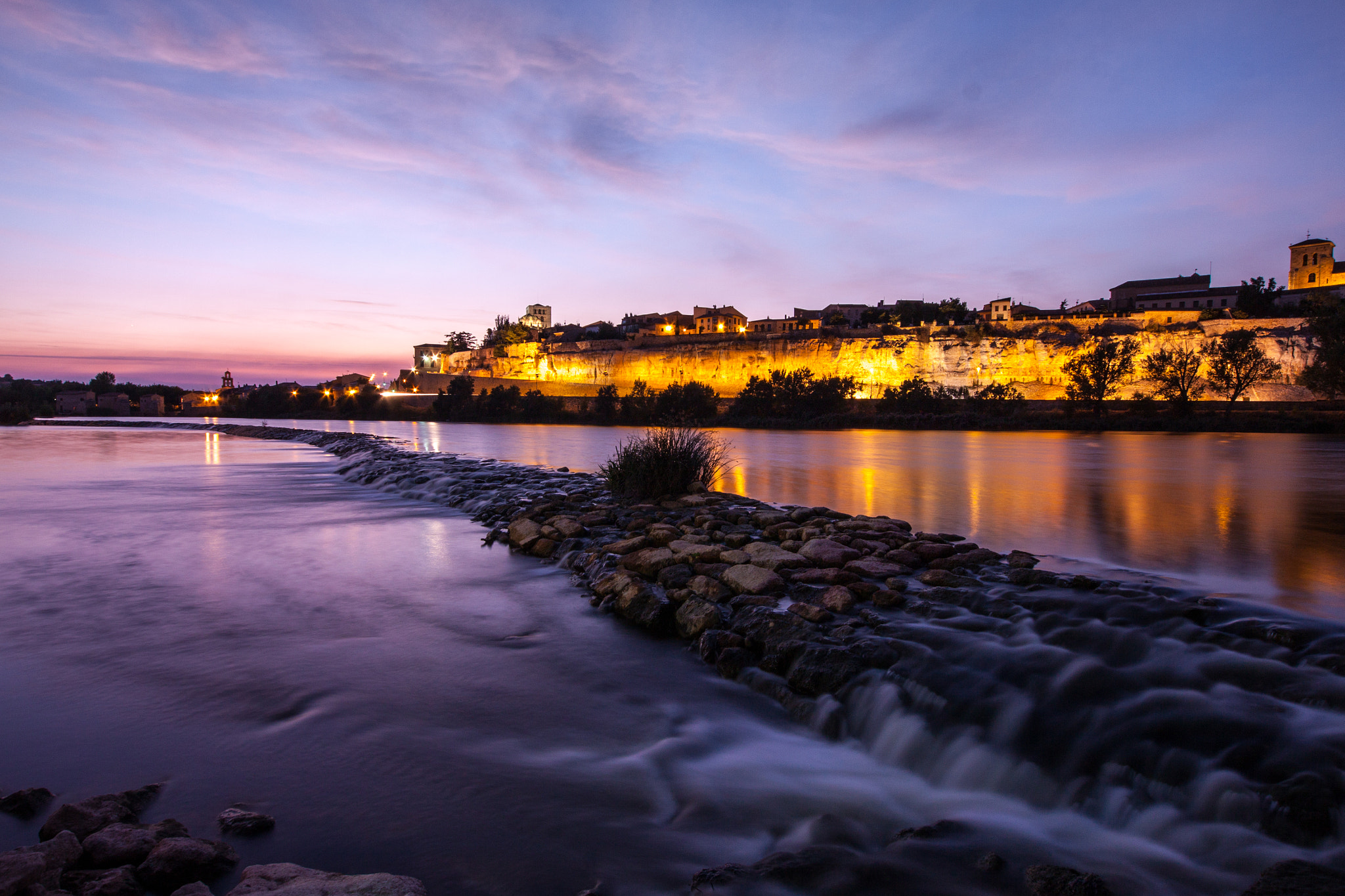 Canon EOS 50D + Sigma 12-24mm F4.5-5.6 II DG HSM sample photo. Warm evening in spain photography