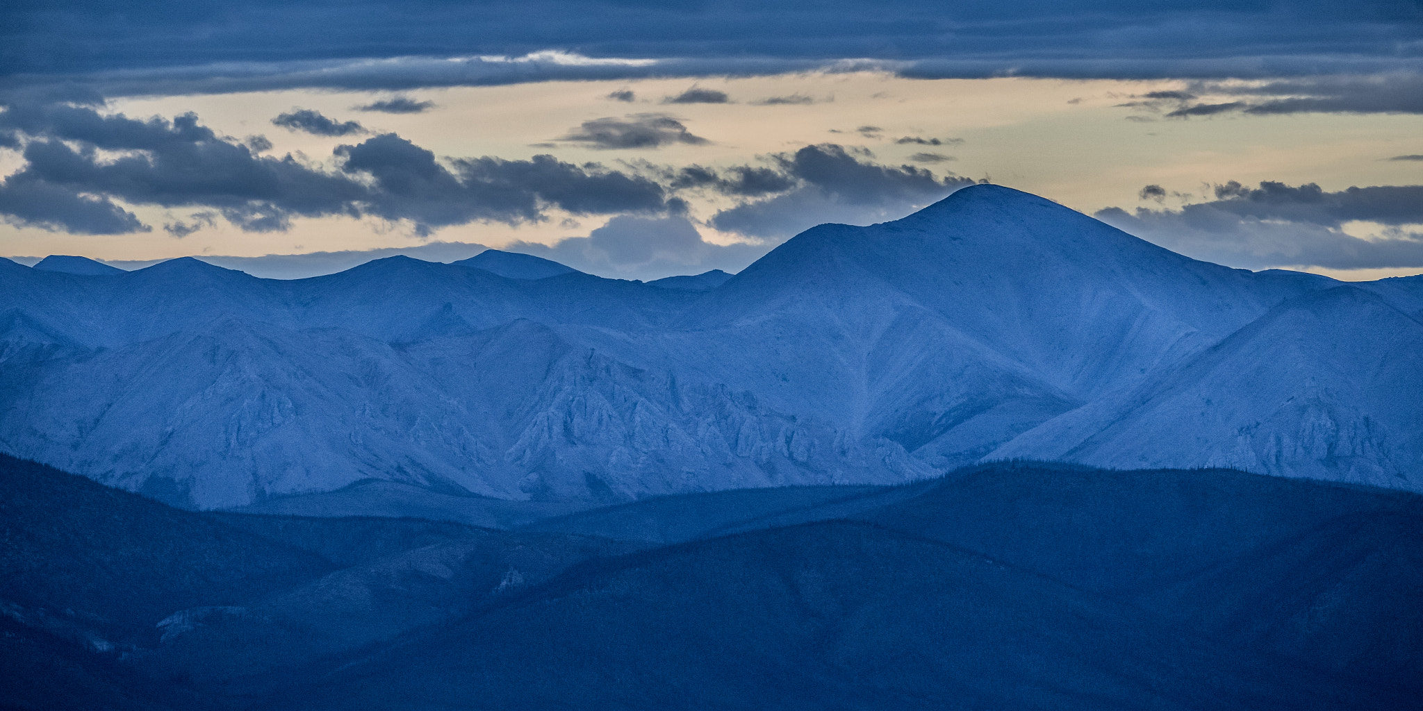 Canon EF 400mm F2.8L IS USM sample photo. Ogilvie mountains photography