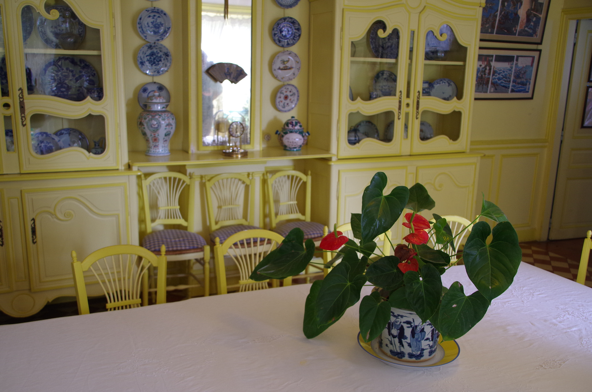 Pentax K-30 sample photo. Yellow kitchen photography