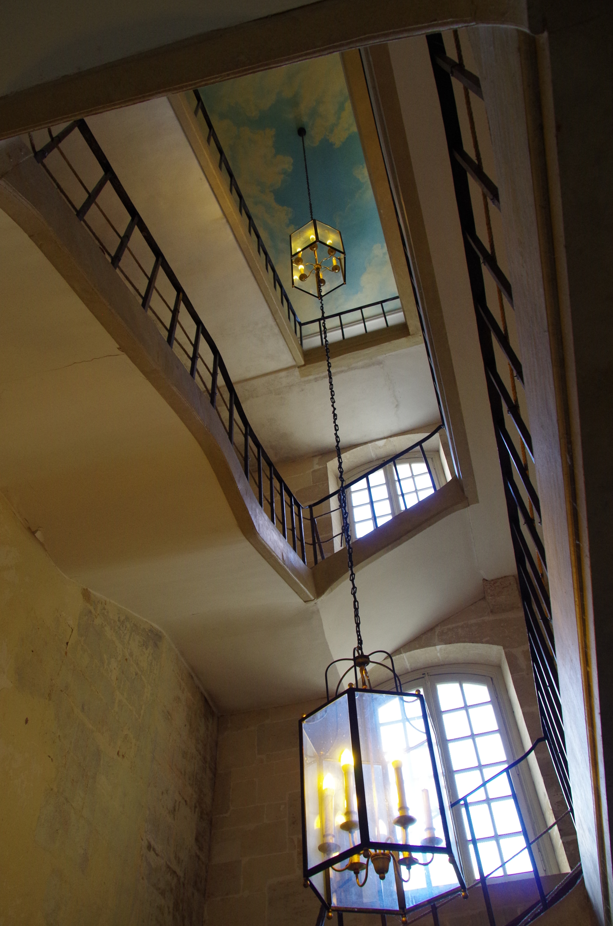 Pentax smc DA 18-270mm F3.5-6.3 ED SDM sample photo. Old stairs photography